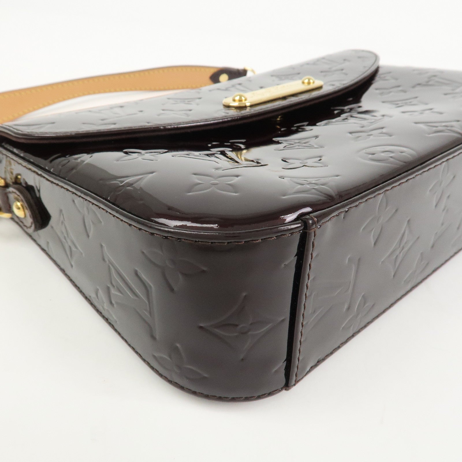 Louis Vuitton Vernis Leather Rodeo Drive Hand Bag Amarante M93598