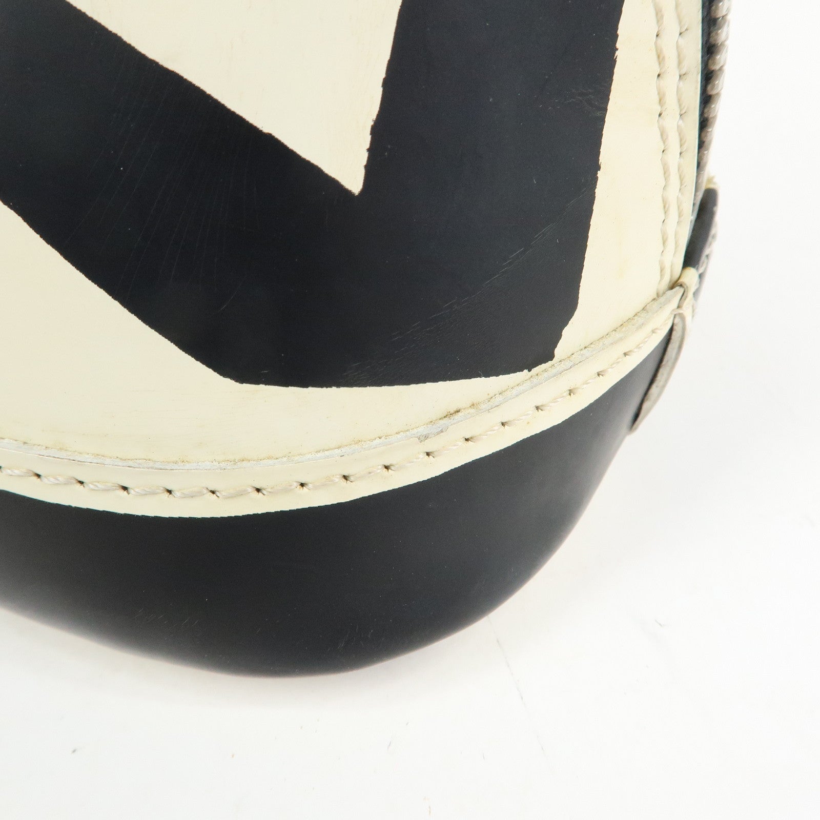 Louis Vuitton Alma Graffiti Alma Horizontal Hand Bag M92175