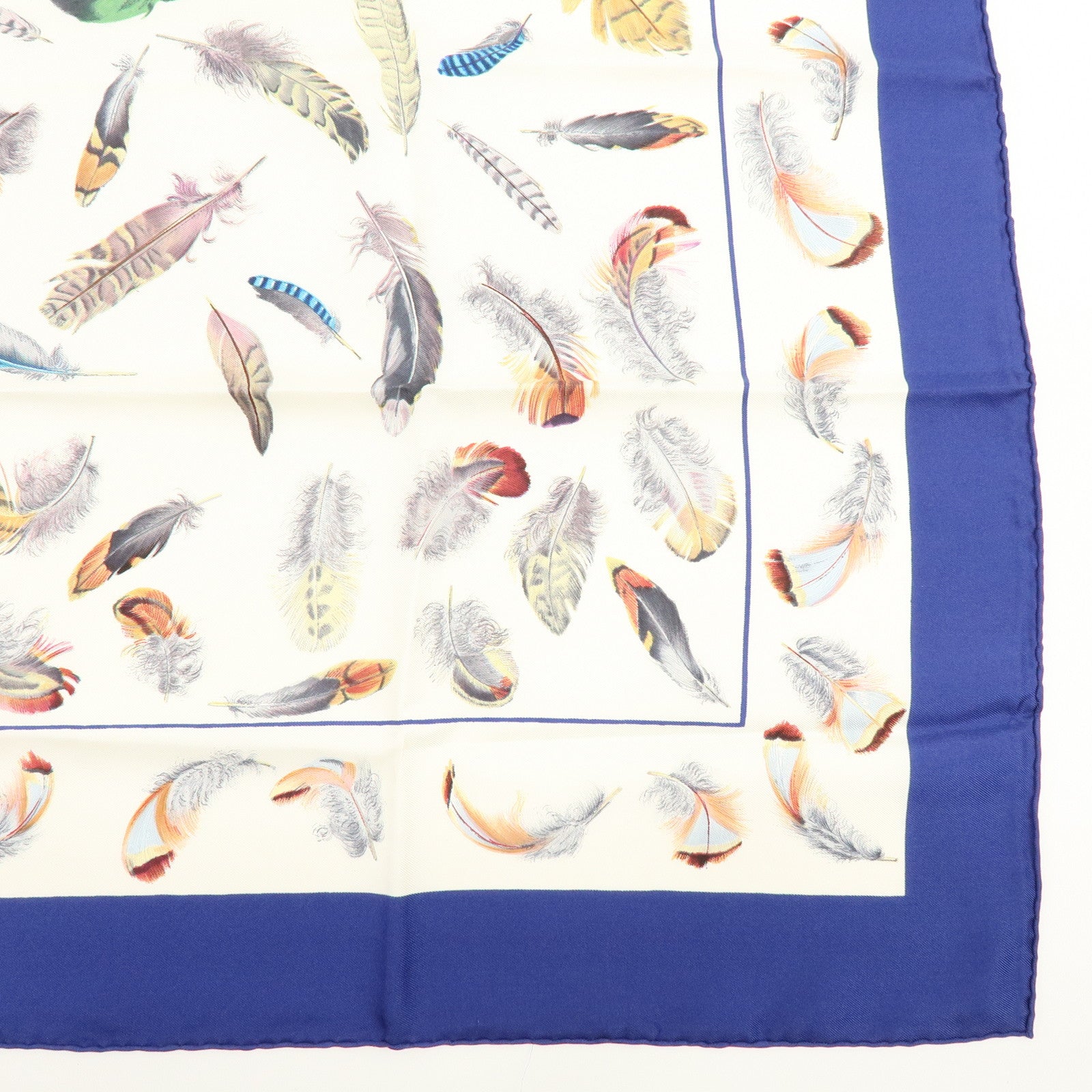 HERMES Carre 90 100% Silk Scarf PLUMES Feather Print Blue White