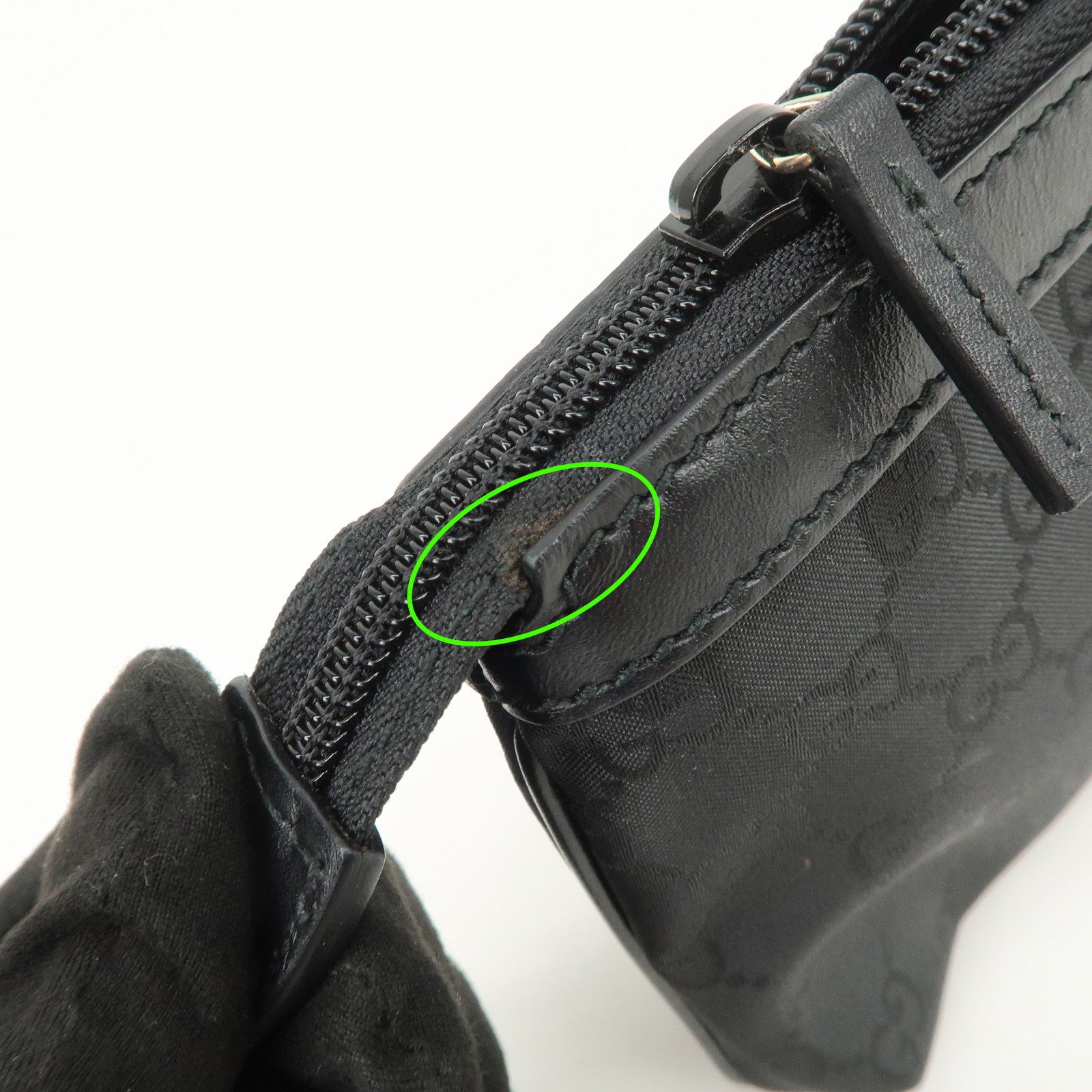 GUCCI GG Monogram Nylon Leather Shoulder Bag Pouch Black 272381