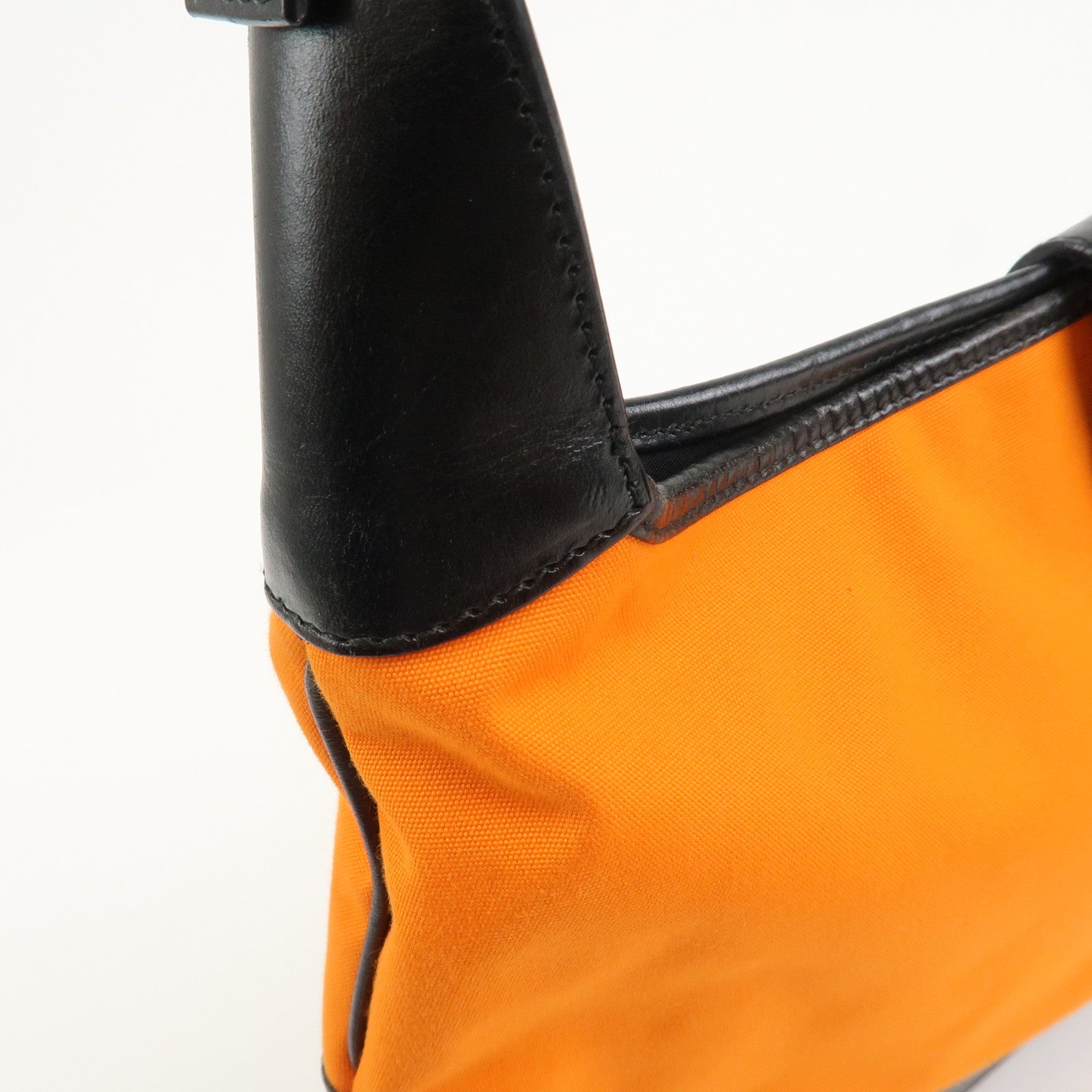 GUCCI Jackie Canvas Leather Shoulder Bag Hand Bag Black 001・3306