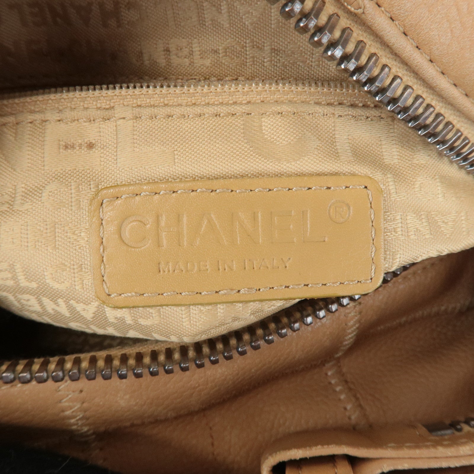CHANEL Chocolate Bar Wild Stitch Leather Hand Bag Beige Used