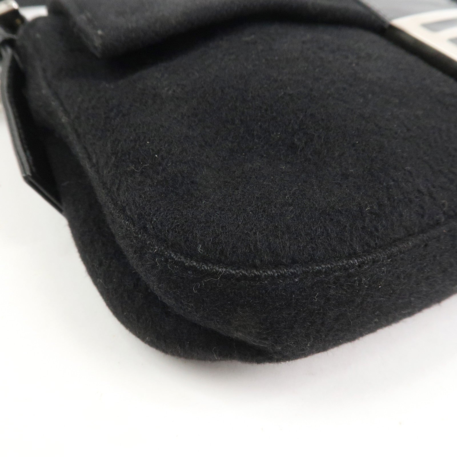 FENDI Mamma Baguette Wool Leather Shoulder Bag Hand Bag Black 26424