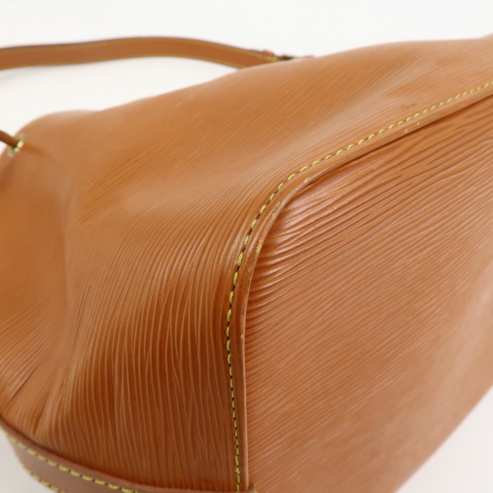 Louis Vuitton Epi Leather Petit Noe Shoulder Bag Zipang Gold M44108
