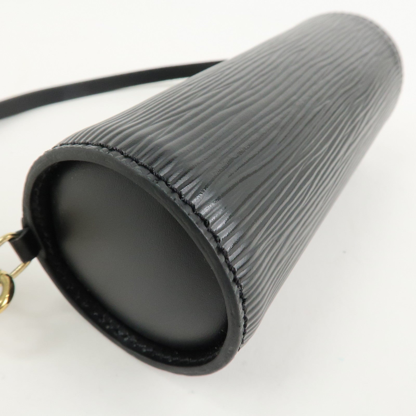 Louis Vuitton Epi Leather Mini Pouch For Soufflot Hand Bag Noir