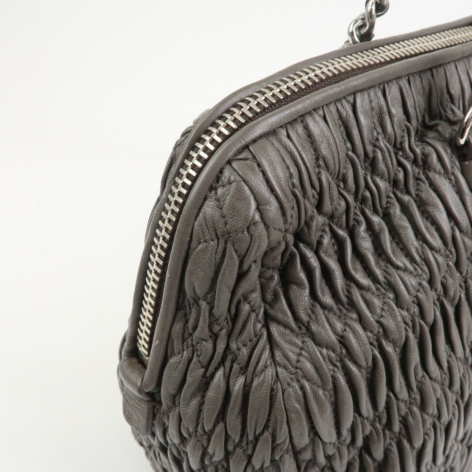 MIUMIU Logo Matelasse Nappa Leather Chain Shoulder Bag Gray