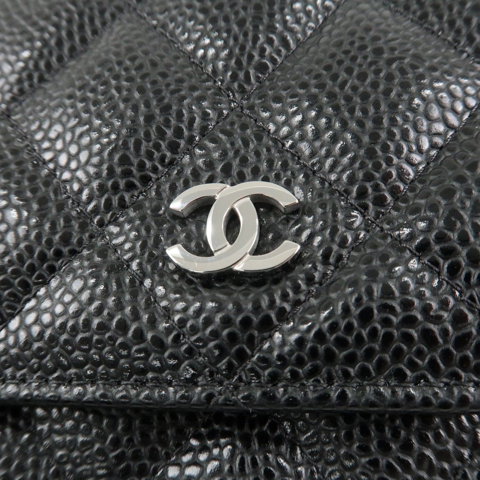 CHANEL Matelasse Caviarskin Chain Wallet Shoulder Bag Black AP0250 Used