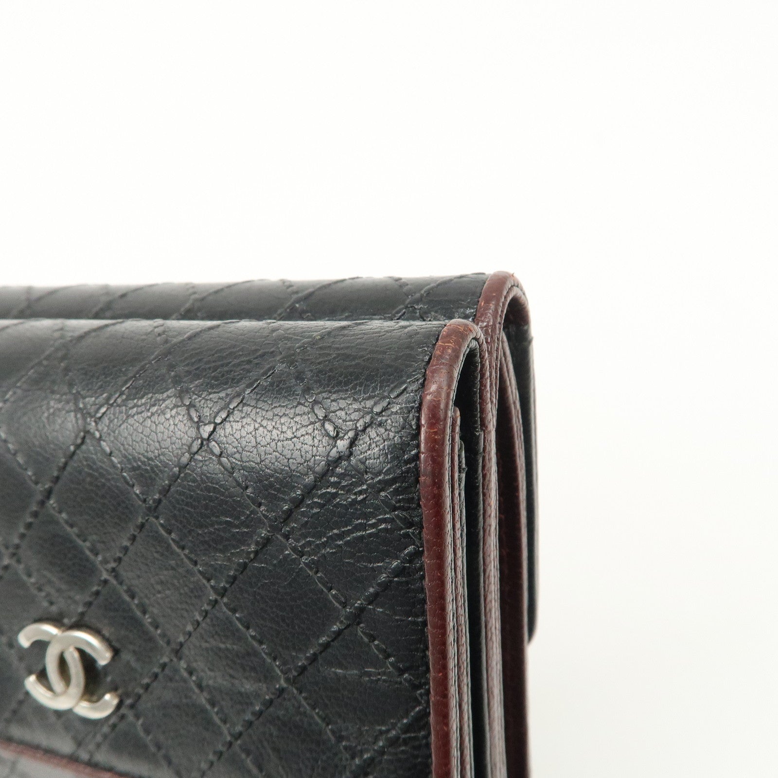 CHANEL Bicolore W Hook Leather Compact Wallet Black A33910 Used