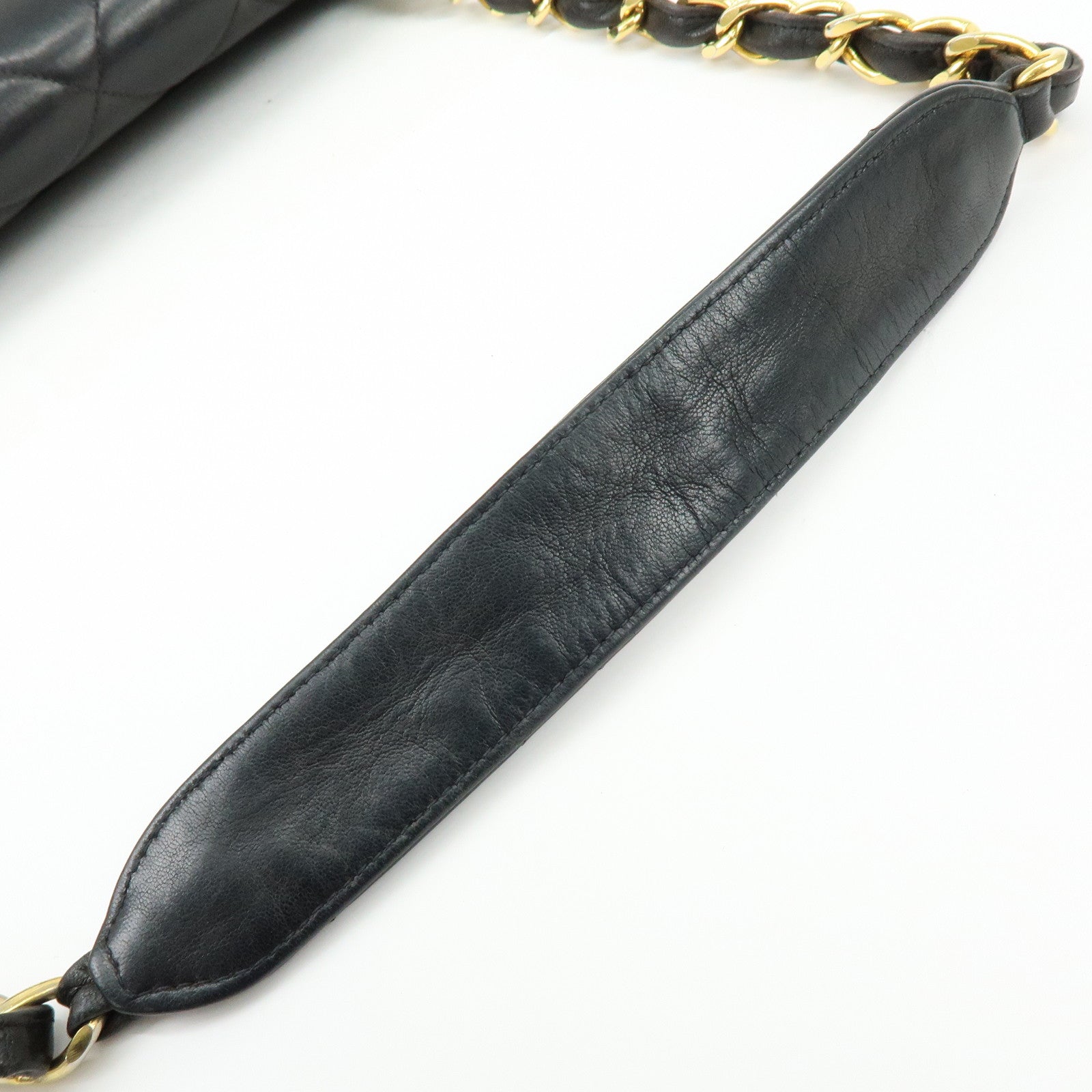 CHANEL Matelasse Lamb Skin Chain Flap Shoulder Bag Black