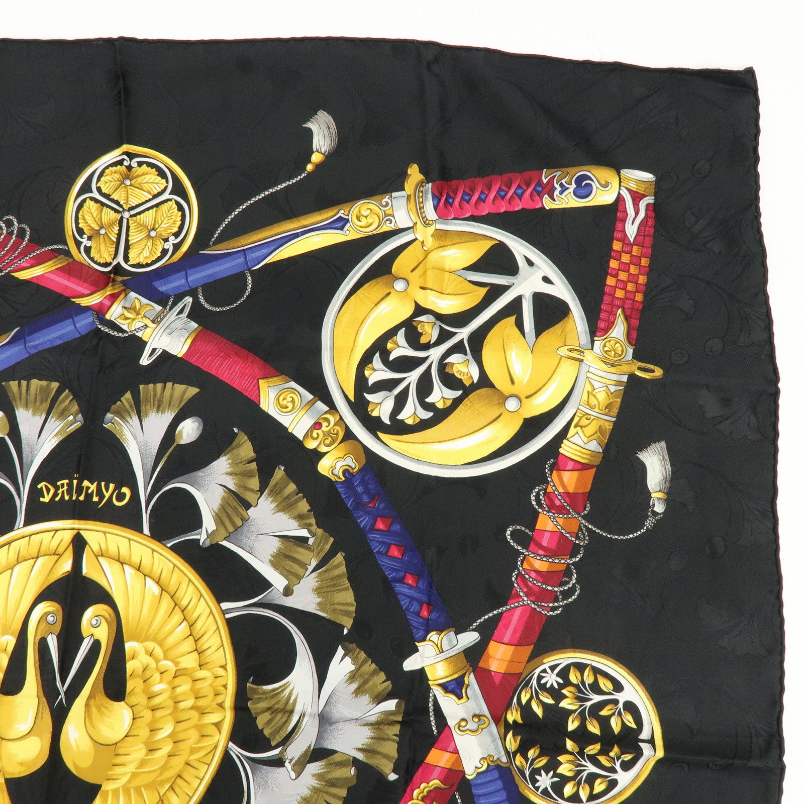 HERMES Carre 90 Silk 100% Scarf DAIMYO PRINCES DU SOLEIL LEVANT