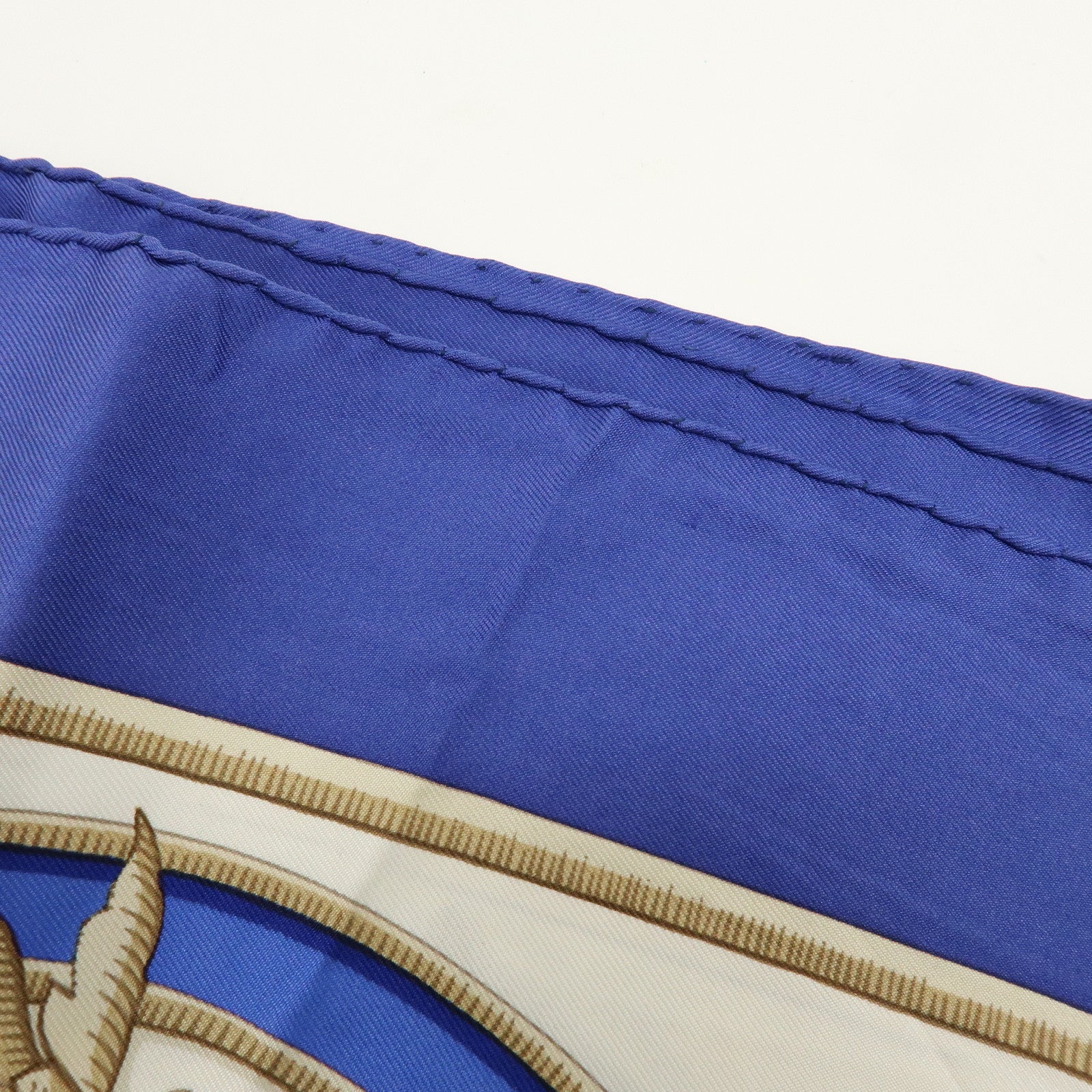 HERMES Carre Silk 100% Scarf Caraibes Oiseaux Ivory Blue