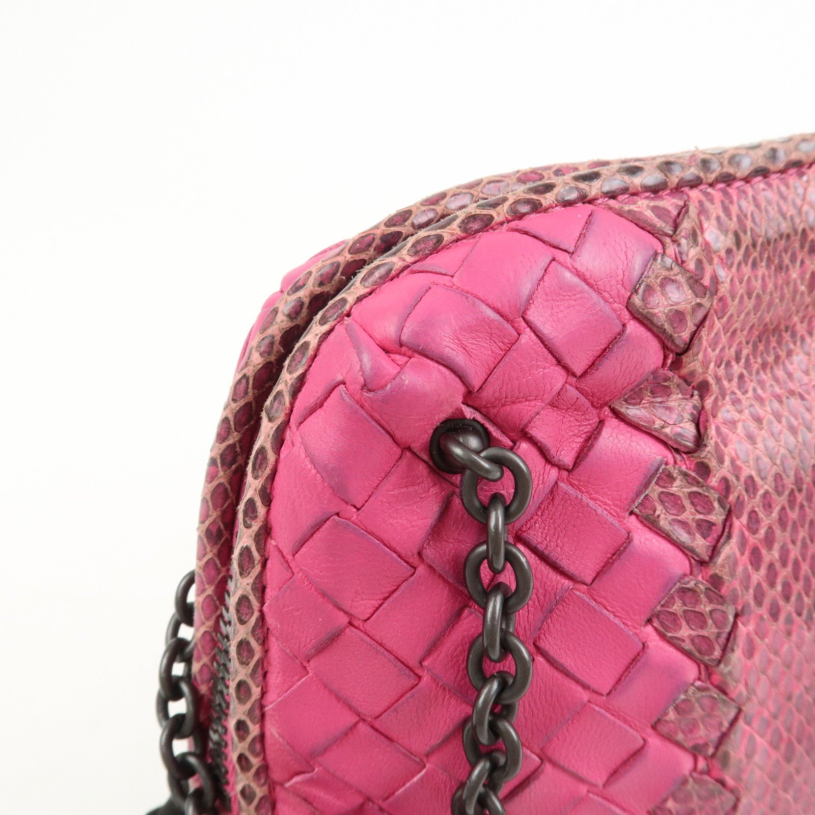 BOTTEGA VENETA Intrecciato Leather Shoulder Bag Crossbody Bag Pink