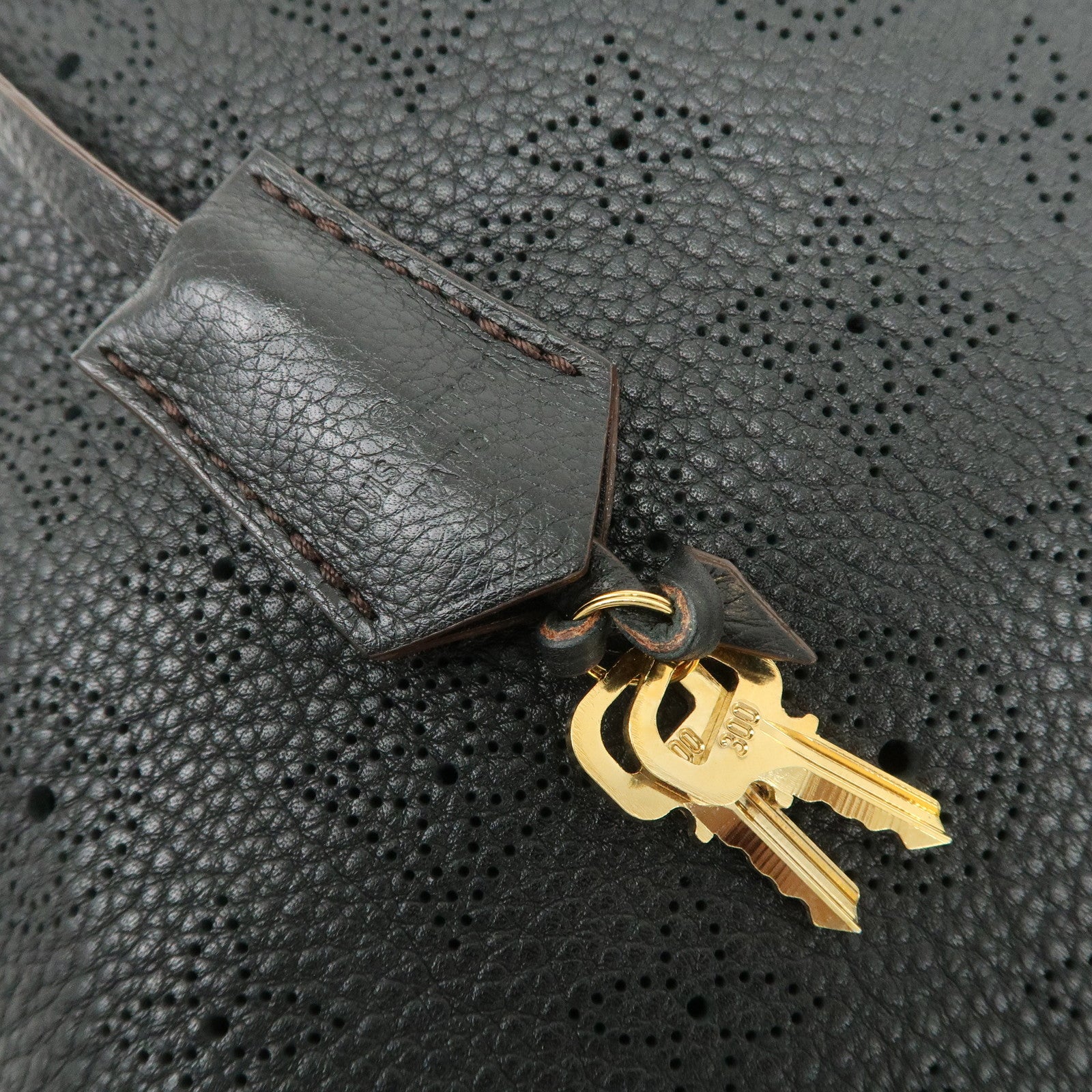 Louis Vuitton Monogram Mahina Selene PM Shoulder Bag Noir M94314