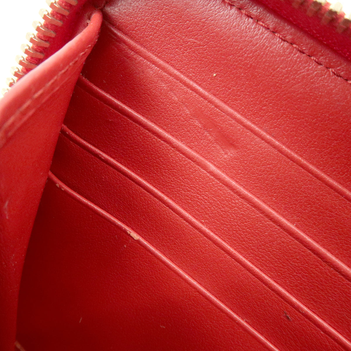 MIU MIU Patent Embossed Leather Round Zippy Long Wallet Red 5ML506