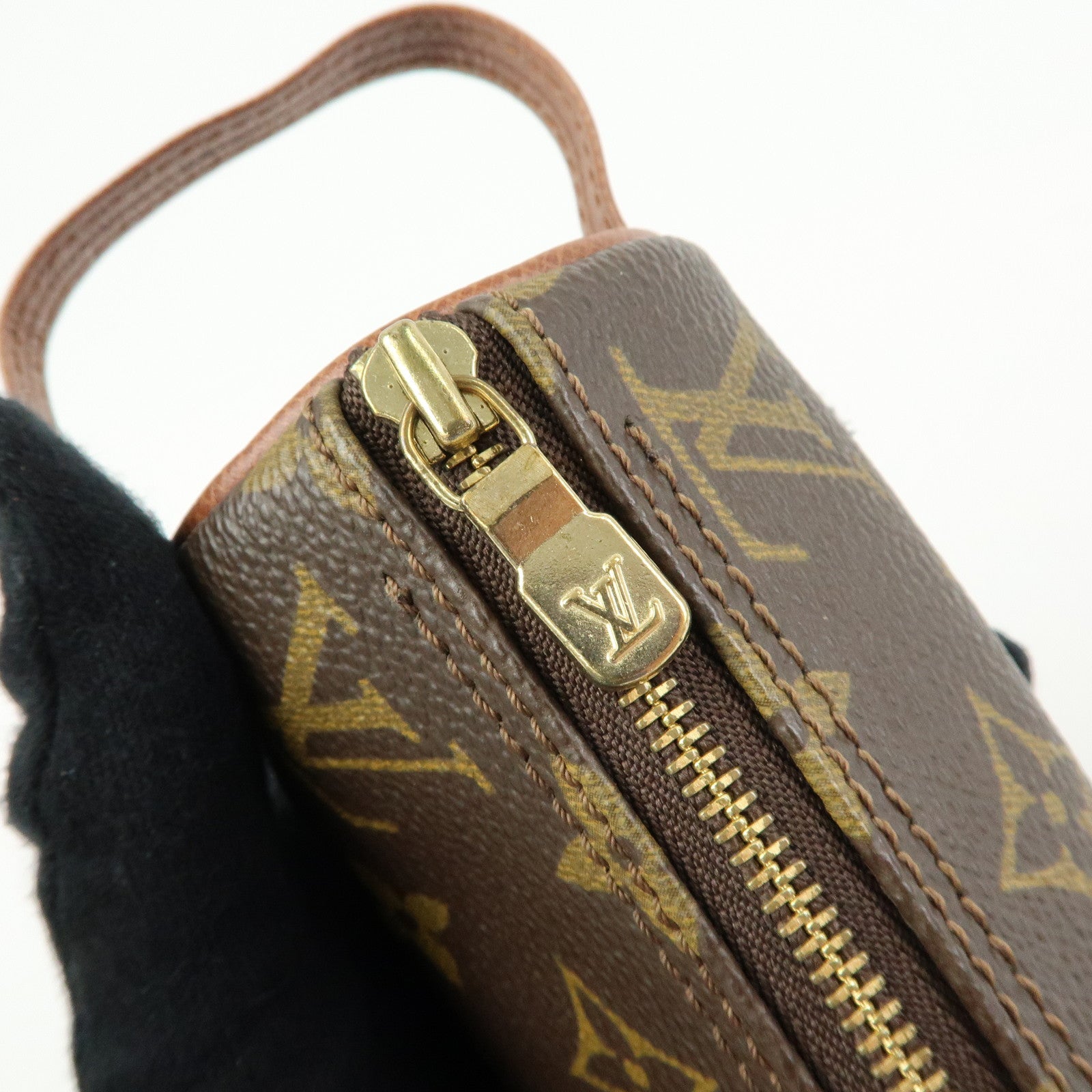 Louis Vuitton Monogram Trousse Ronde Pen Case Brown M47630