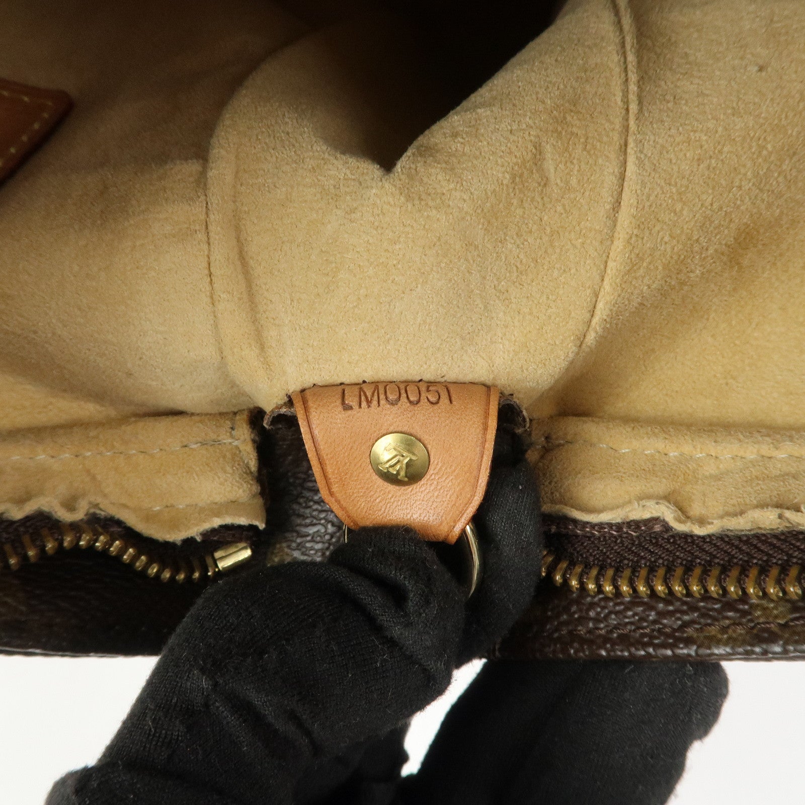 Louis Vuitton Monogram Looping GM Shoulder Bag Bown M51145