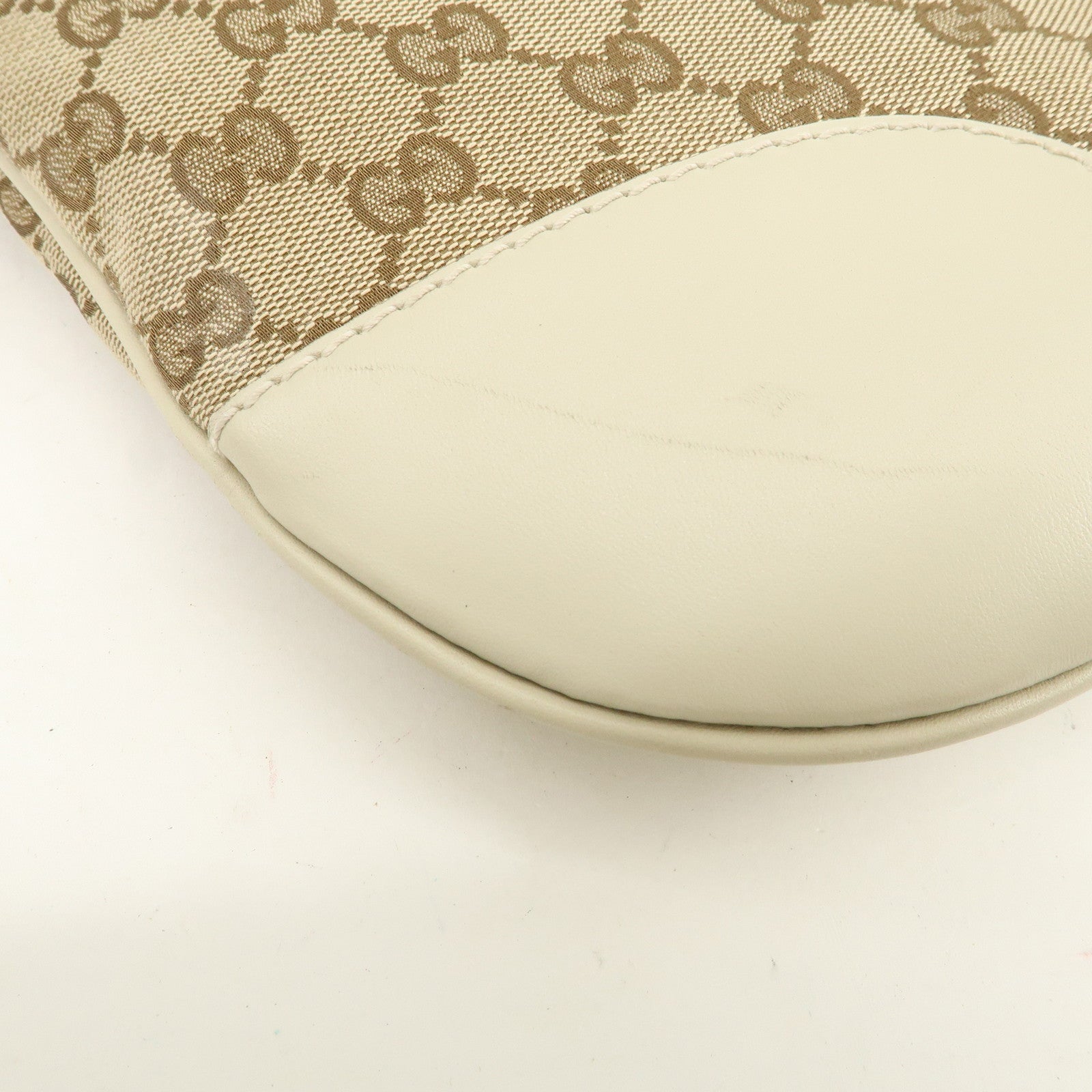 GUCCI Lovely Heart GG Canvas Leather Shoulder Bag Ivory 257072