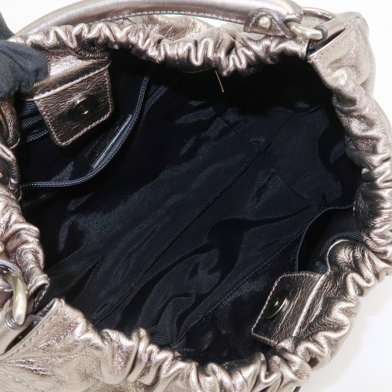 Ferragamo Vara Ribbon Logo Leather Shoulder Bag Hand Bag Silver