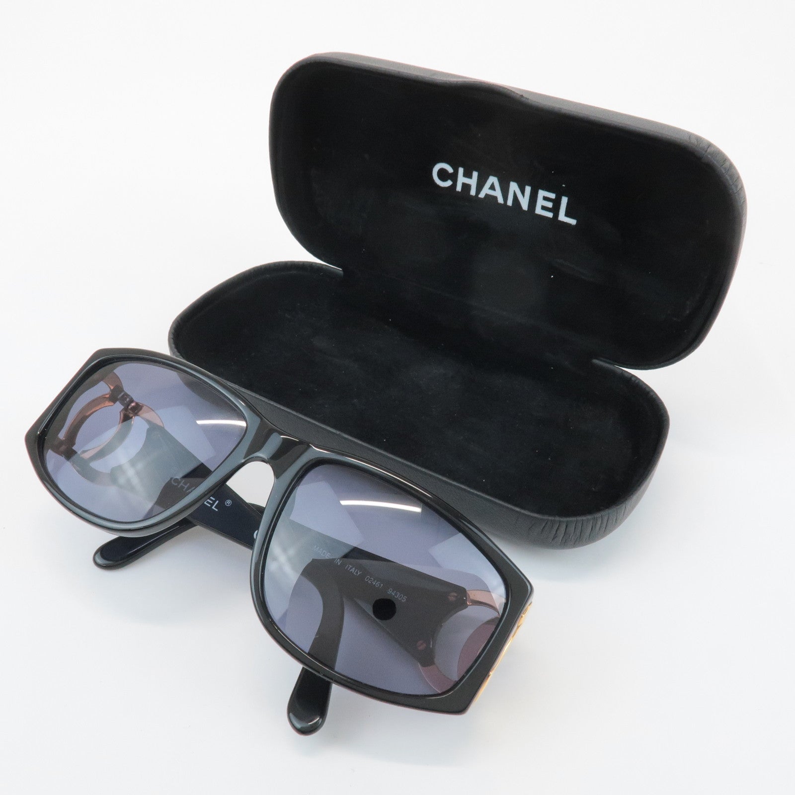 CHANEL COCO Mark Plastic Sunglasses Black Gold 02461 94305 Used