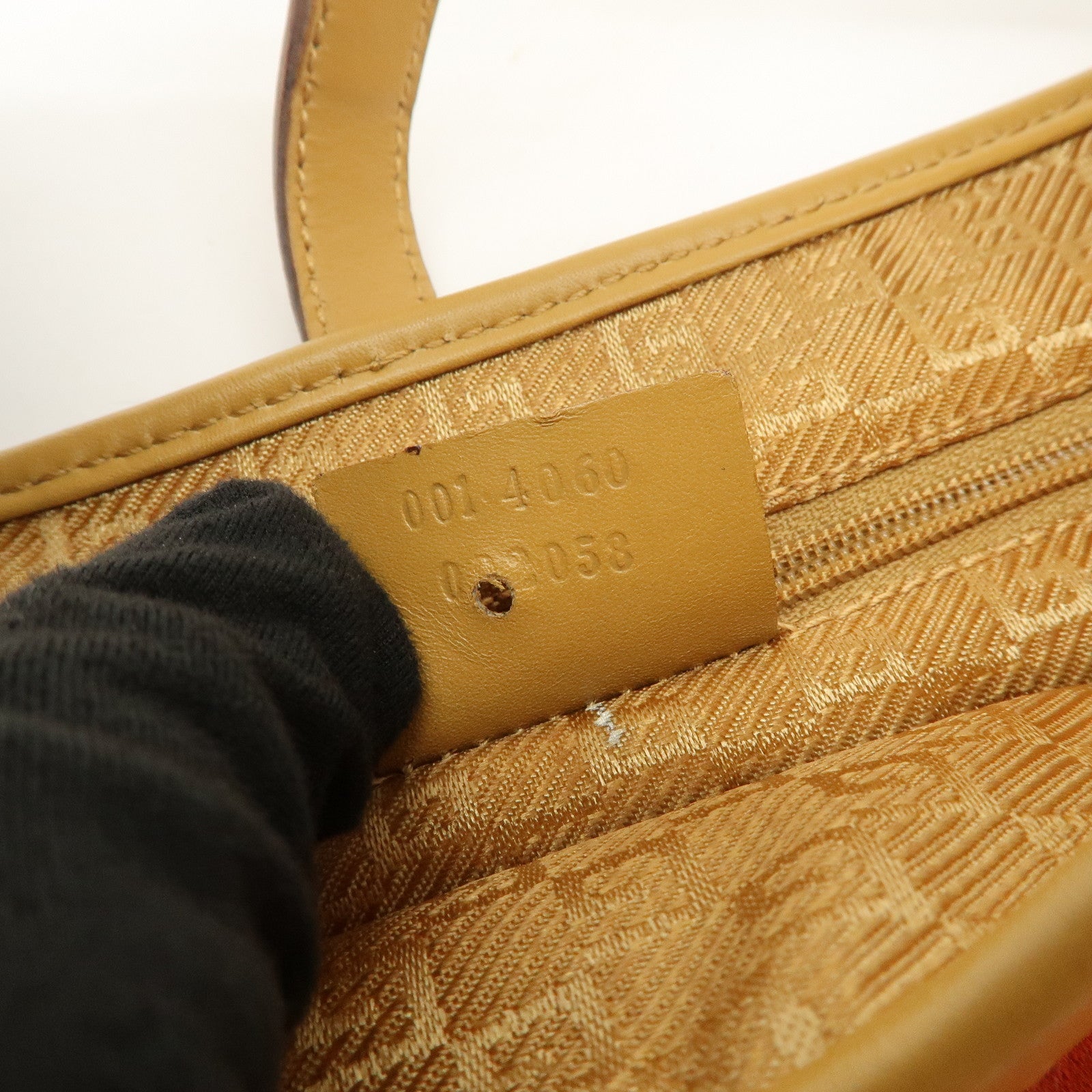 GUCCI Bamboo Suede Leather Shoulder Bag Orange 001・4060・002058