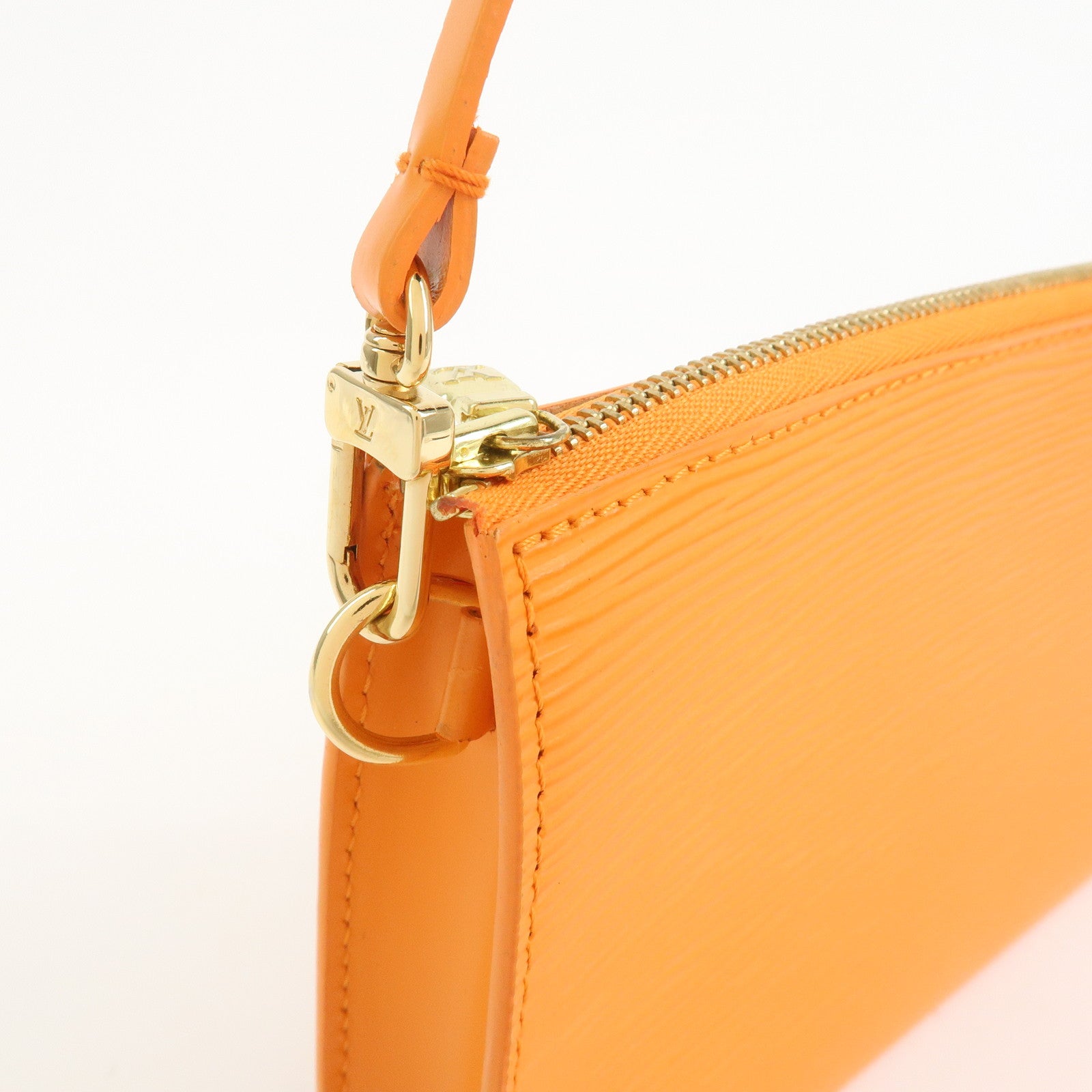 Louis Vuitton Epi Pochette Accessoires Pouch Mandarin M5294H