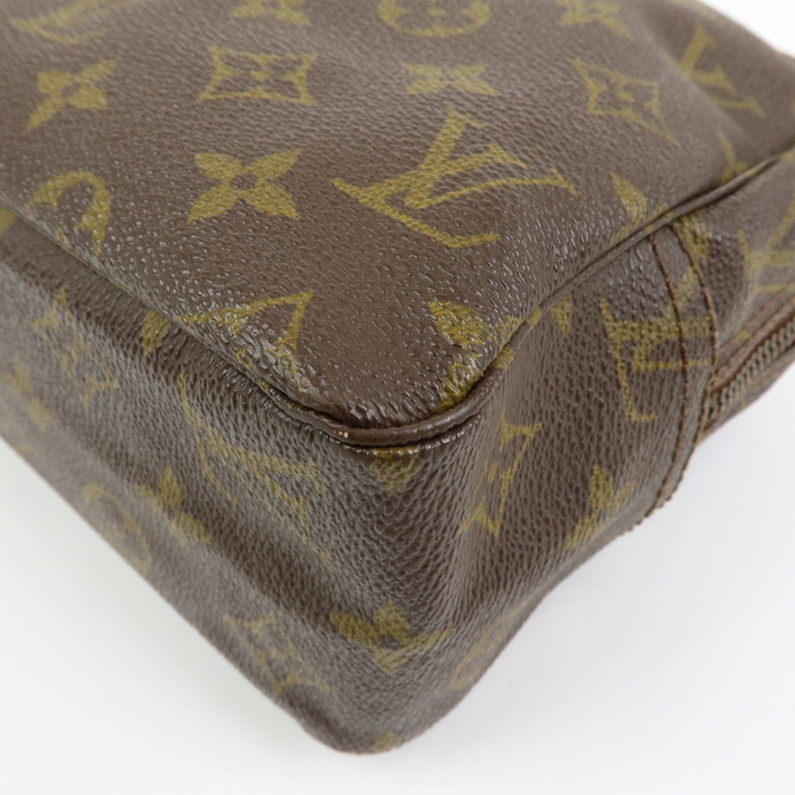 Louis Vuitton Monogram Trousse Toilette 28 Pouch Brown M47522