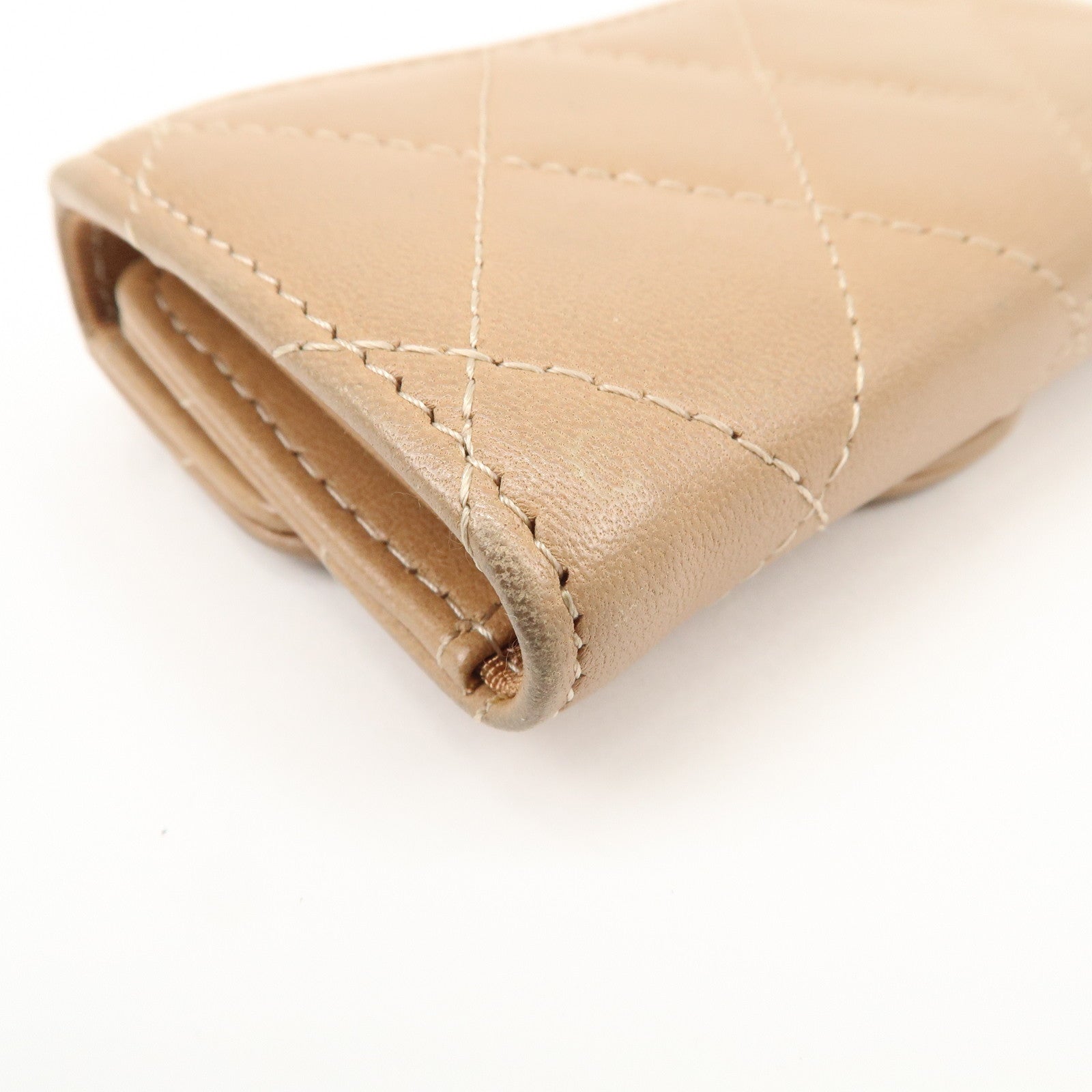 CHANEL Matelasse Lamb Skin COCO Mark 6 Ring Key Case Beige A84400