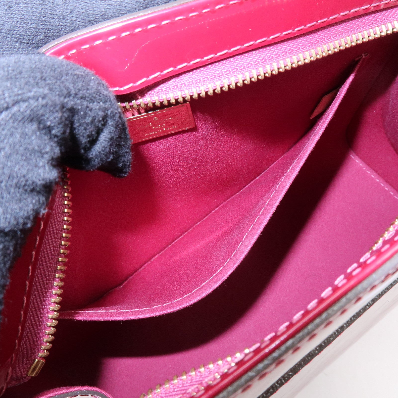 Louis Vuitton Monogram Vernis Leather Brea PM 2Way Bag M50810