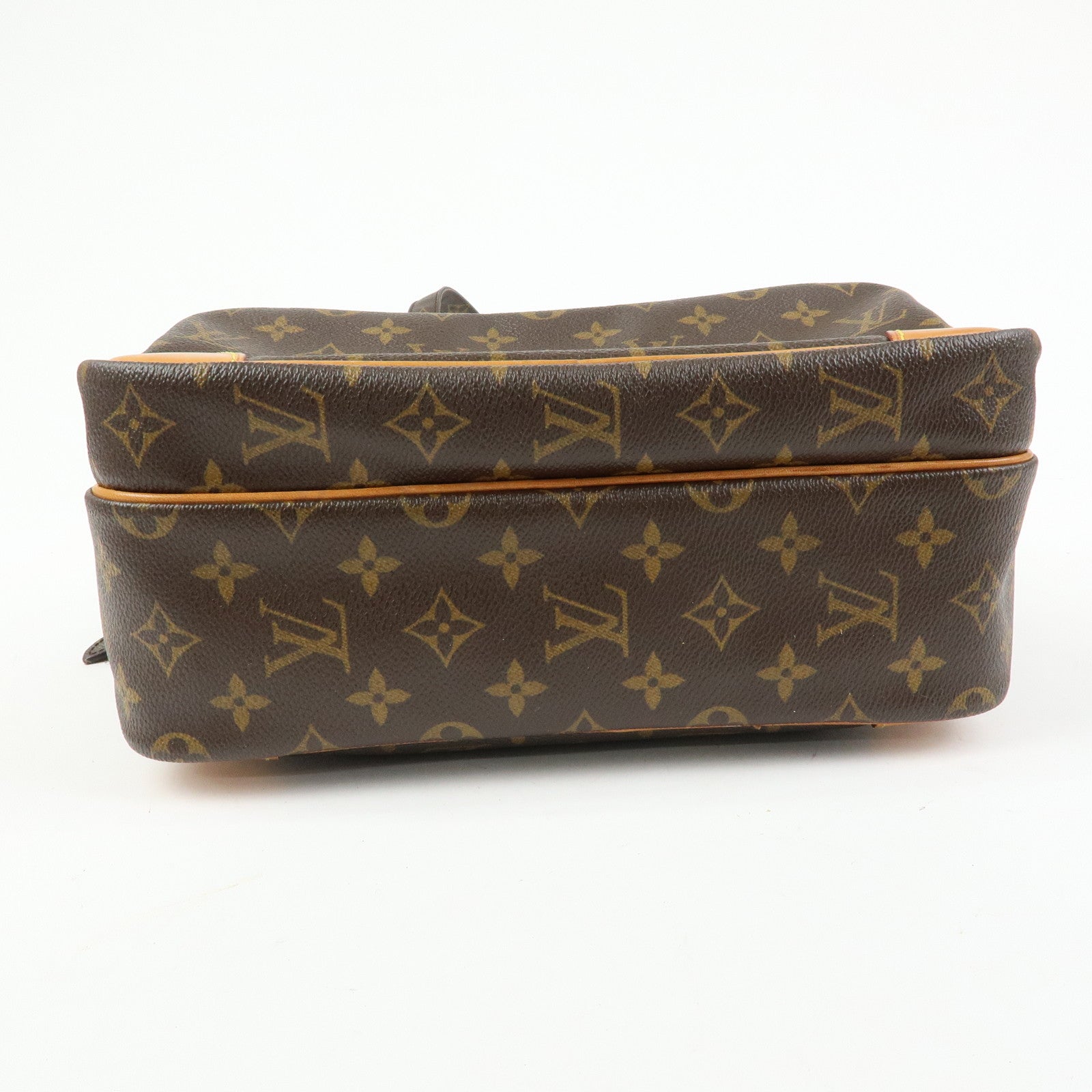 Louis Vuitton Monogram Nile Shoulder Bag Crossbody Bag M45244