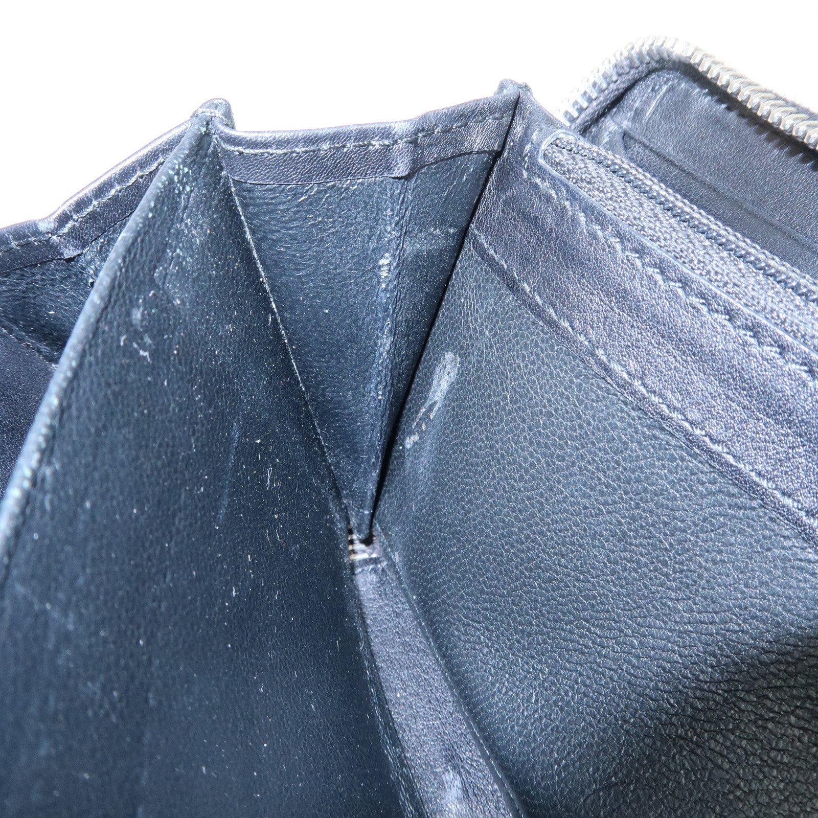 GUCCI Interlocking G Guccissima Leather Zippy Long Wallet 233025