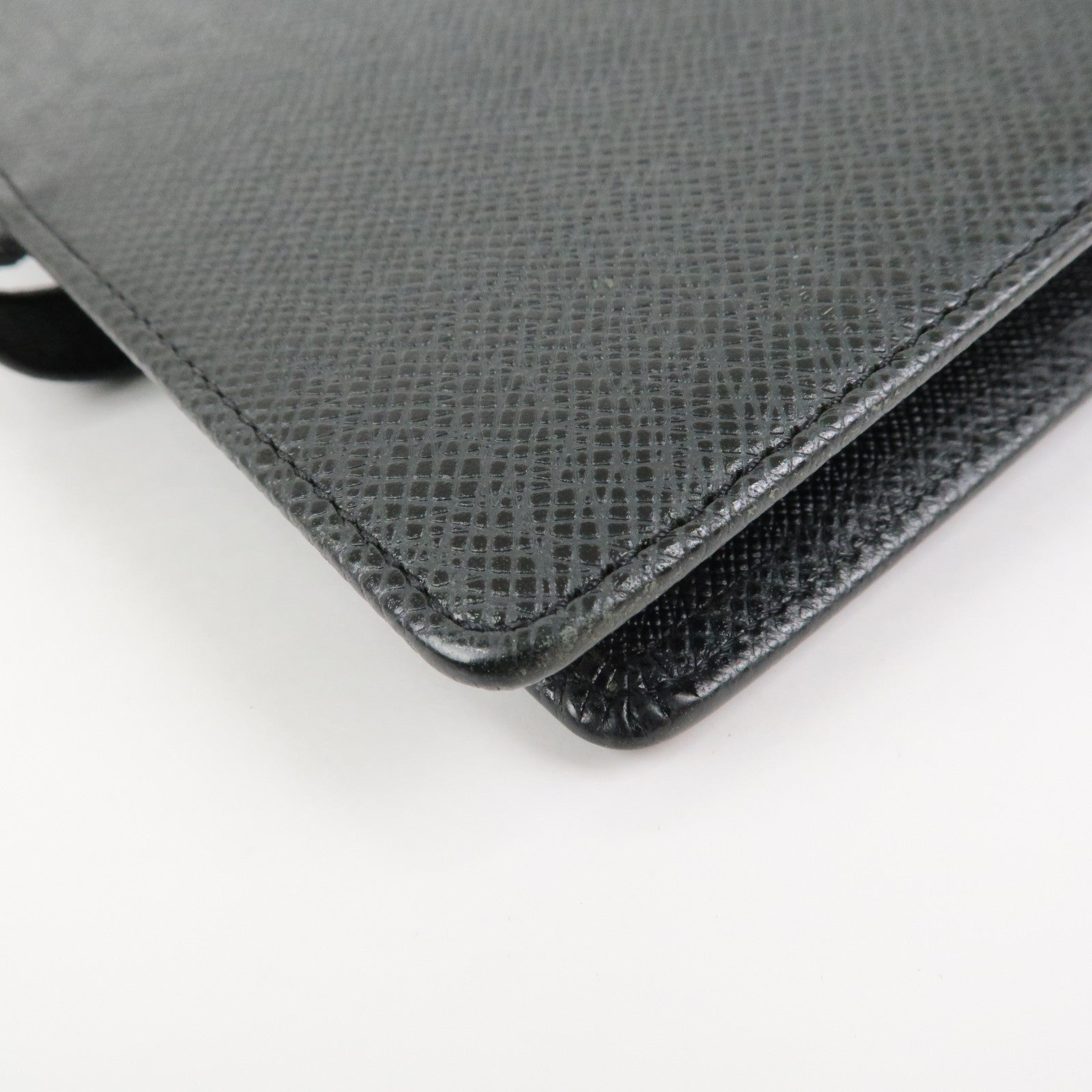 Louis Vuitton Taiga Leather Agenda MM Planner Cover Ardoise R20222