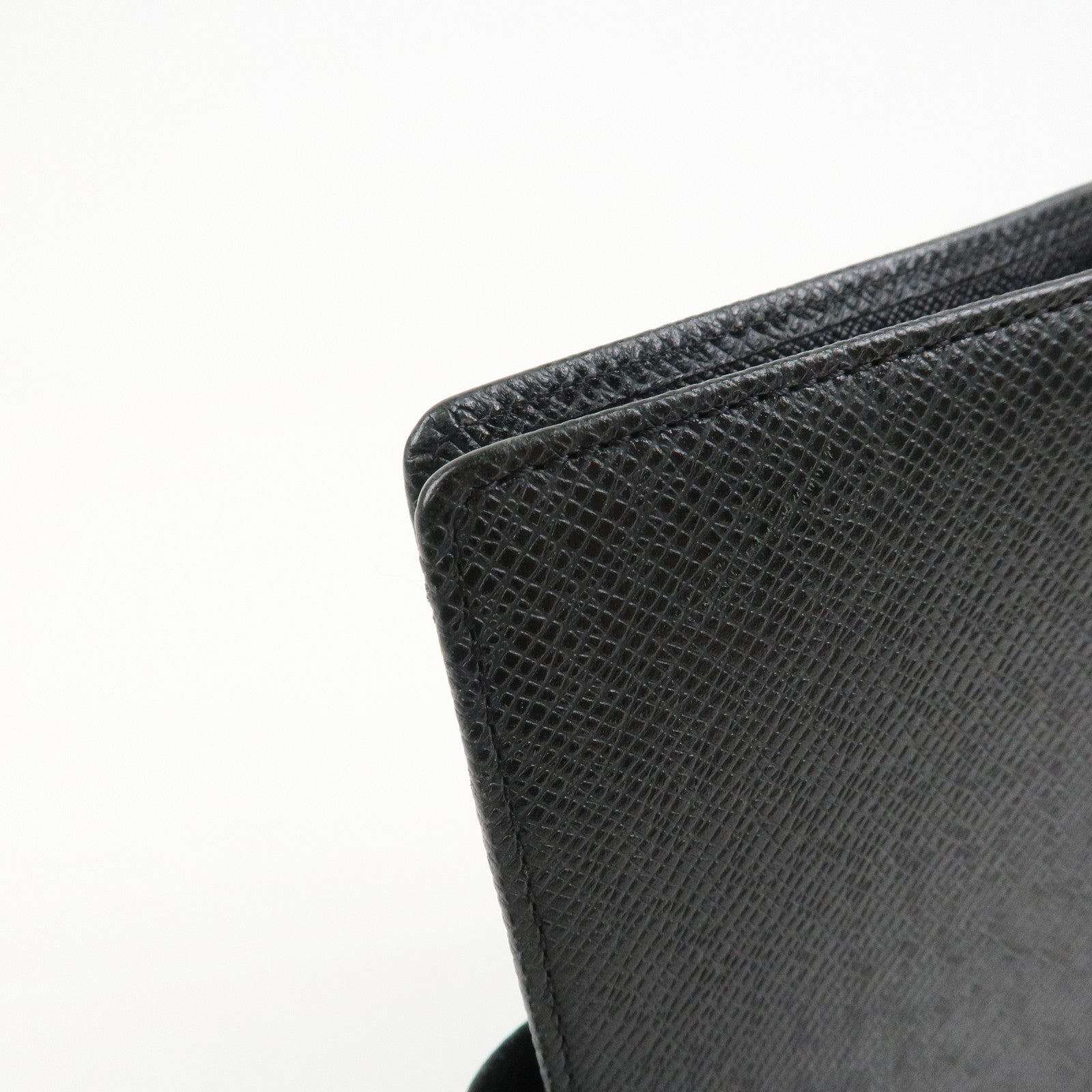 Louis Vuitton Taiga Leather Agenda MM Planner Cover Ardoise R20222
