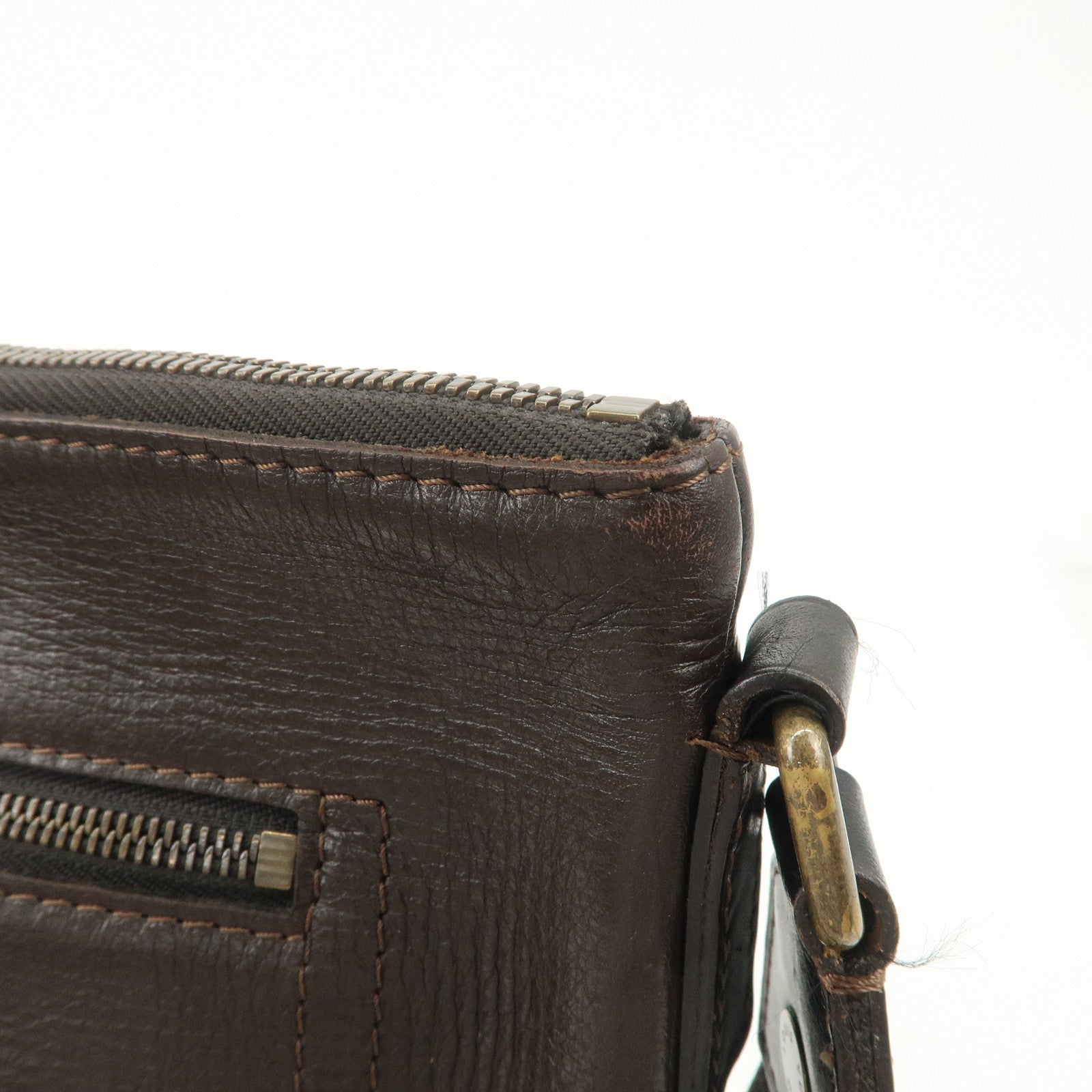 Louis Vuitton Utah Leather Shawnee MM Shoulder Bag Cafe M93453