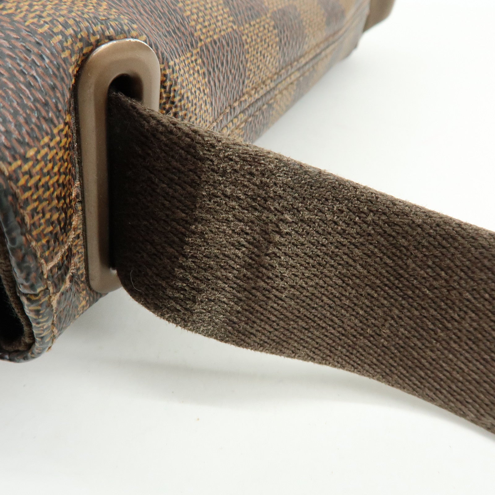 Louis Vuitton Damier Ebene Brooklyn Messenger Bag Brown N51211