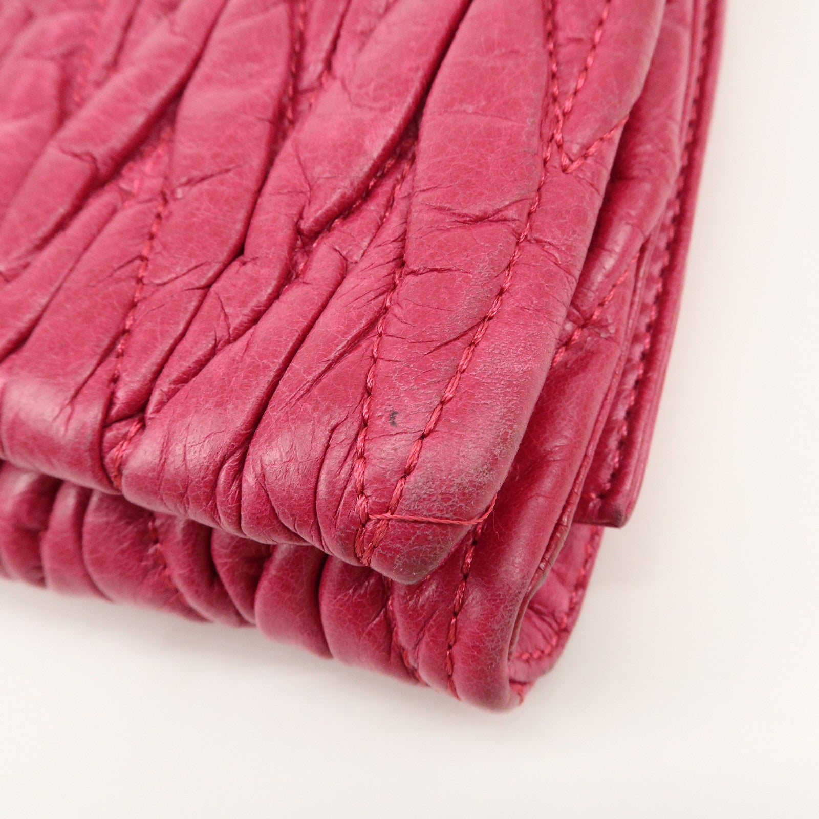 MIU MIU Matelasse Leather Chain Shoulder Bag Crossbody Bag Pink Used