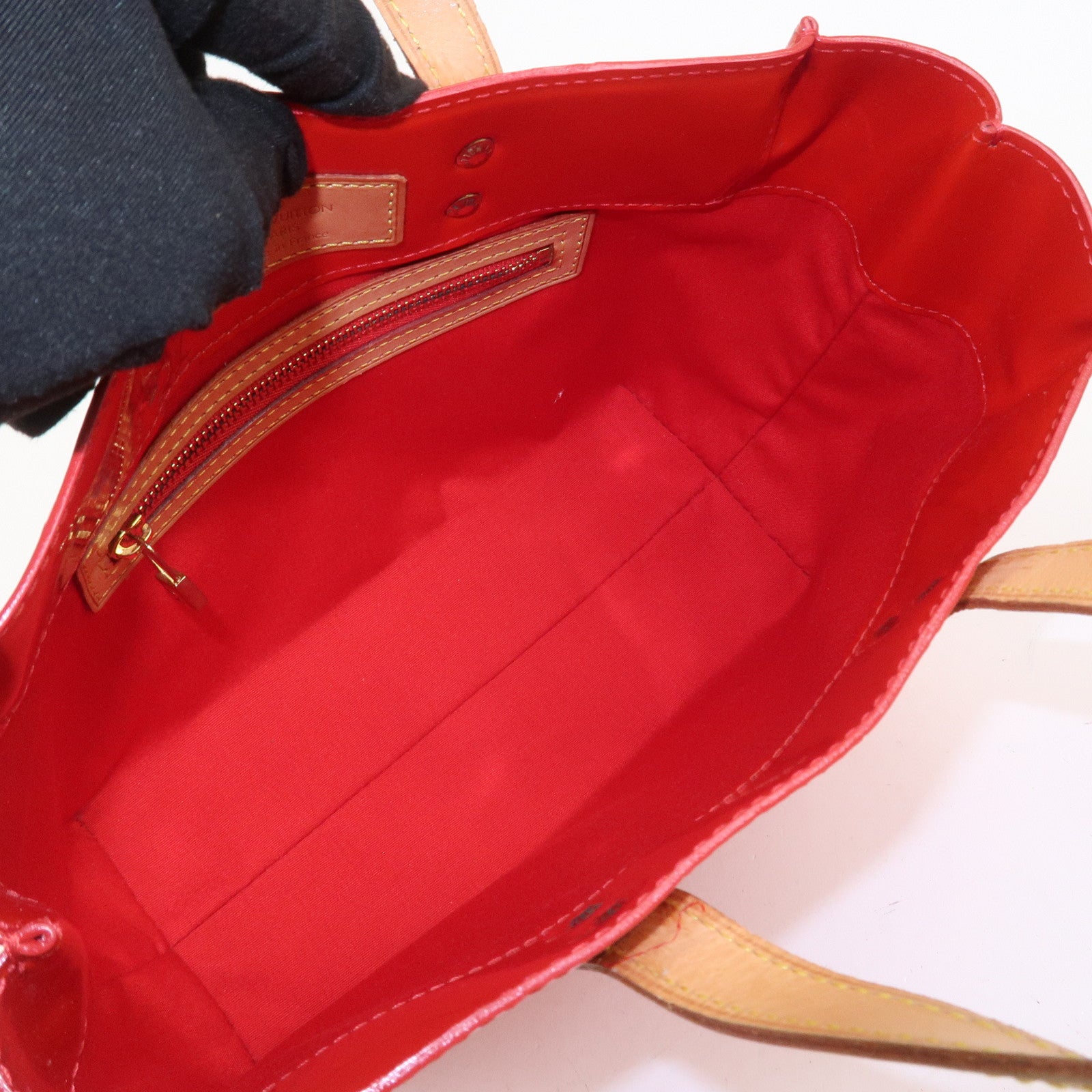 Louis Vuitton Monogram Vernis Lead PM Hand Bag Rouge M91088