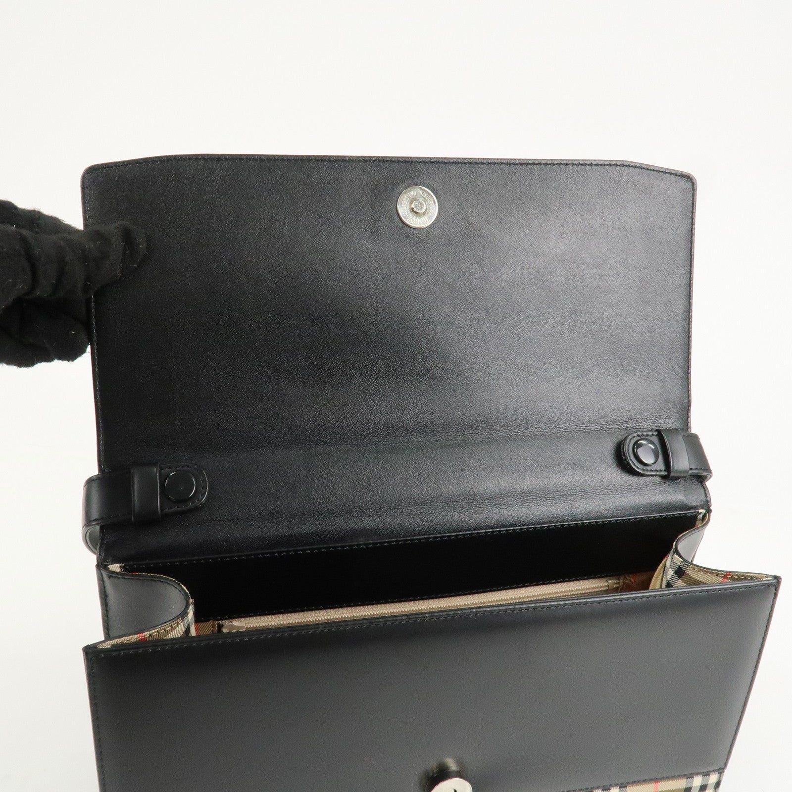 BURBERRY Nova Plaid PVC Leather Shoulder Bag Hand Bag Black Beige Used