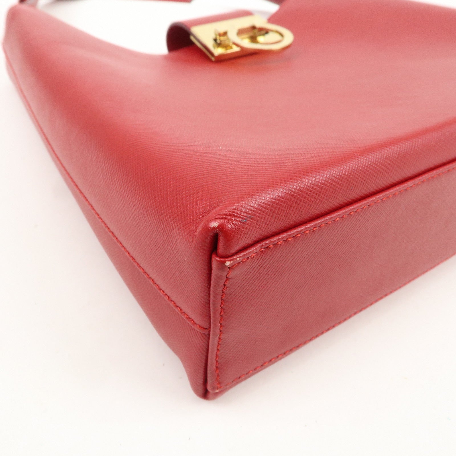 Ferragamo Gancini Leather Shoulder Bag Hand Bag Red