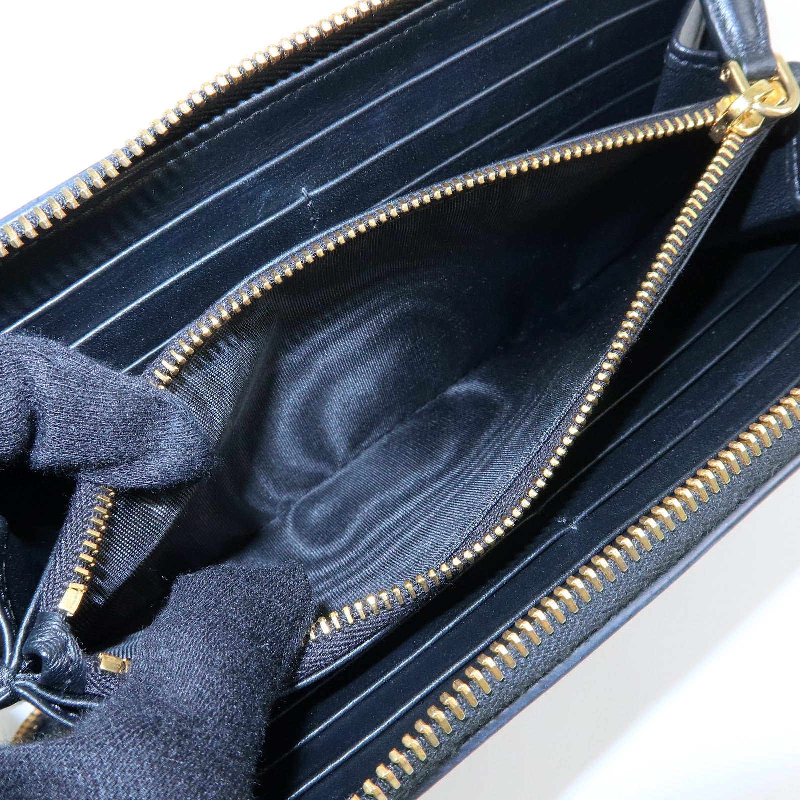PRADA Triangle Logo Studs Leather Round Zippy Long Wallet Black