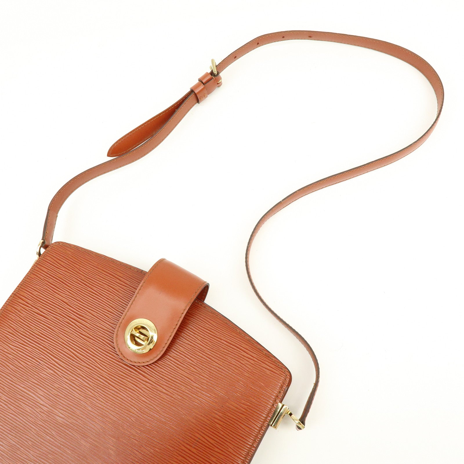 Louis Vuitton Epi Leather Capucines Shoulder Bag Kenya Brown M52343