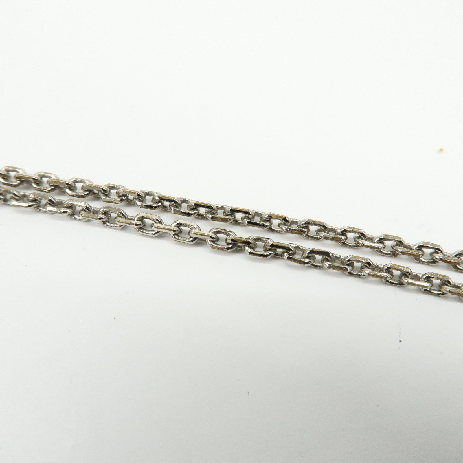 Louis Vuitton Collier LV Dove Metal Silver Necklace M00957