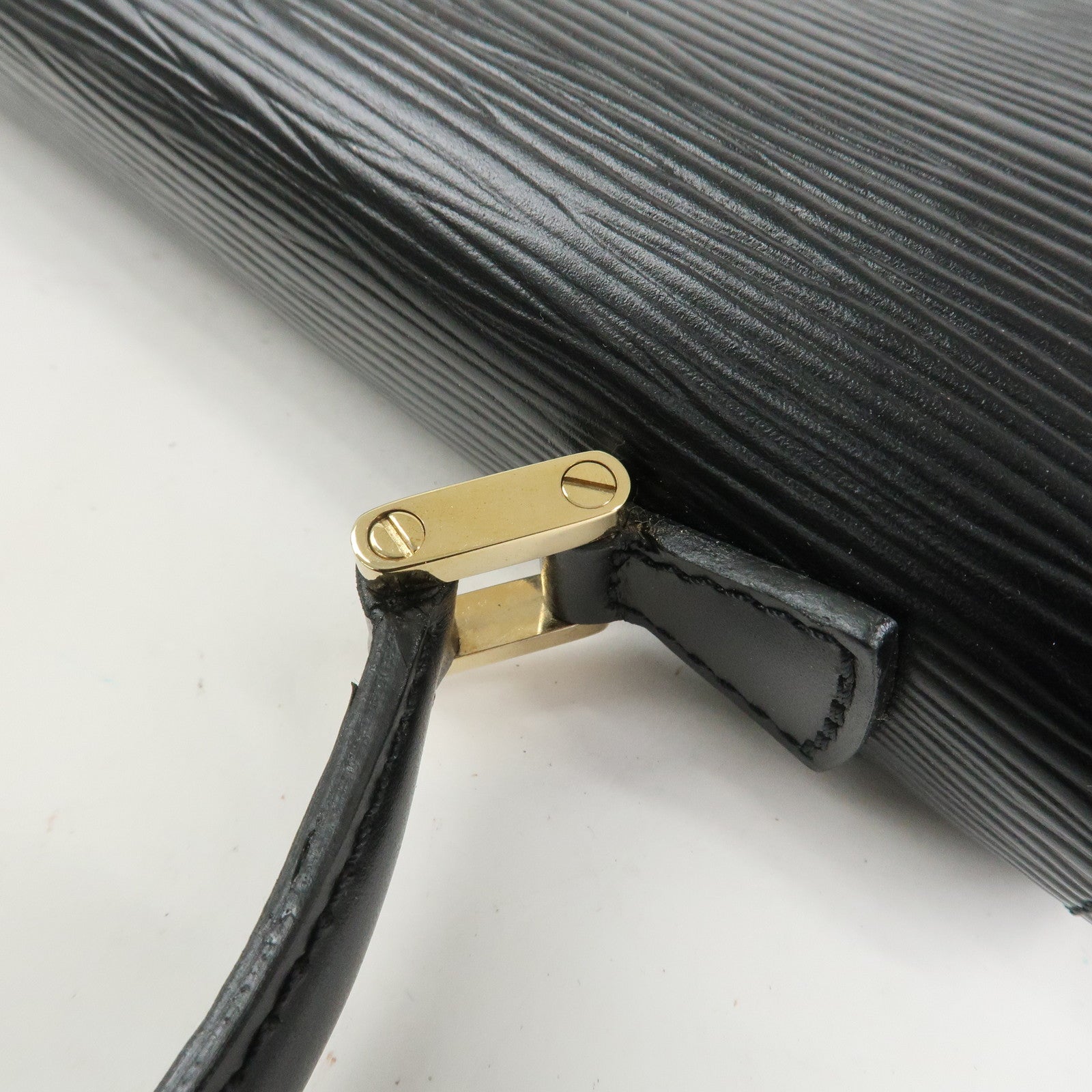 Louis Vuitton Epi Concorde Leather Hand Bag Noir Black M52132