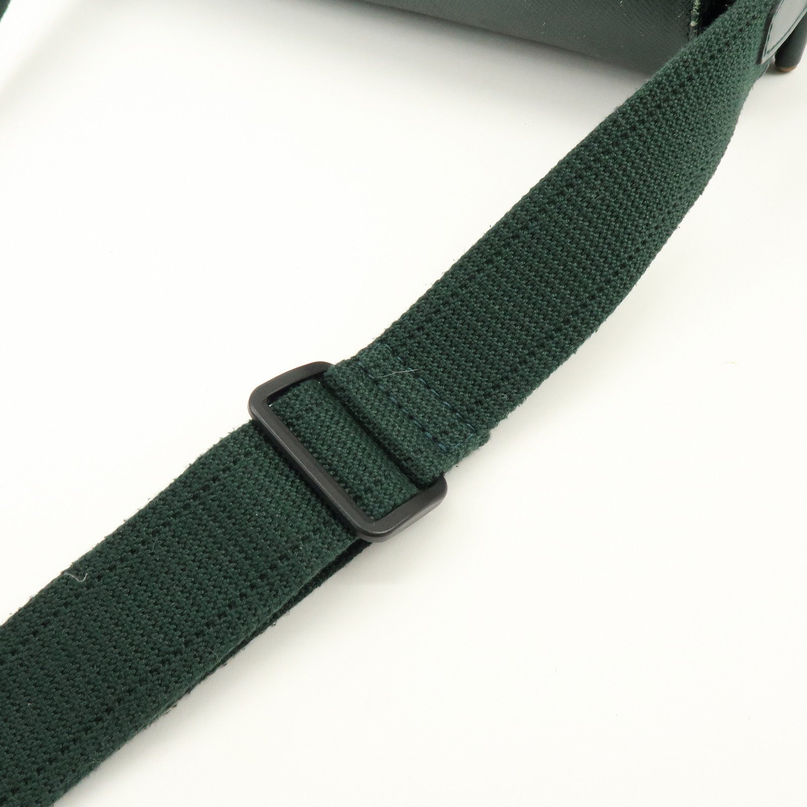 Louis Vuitton Taiga Victor Shoulder Bag Crossbody Bag Epicea M30144