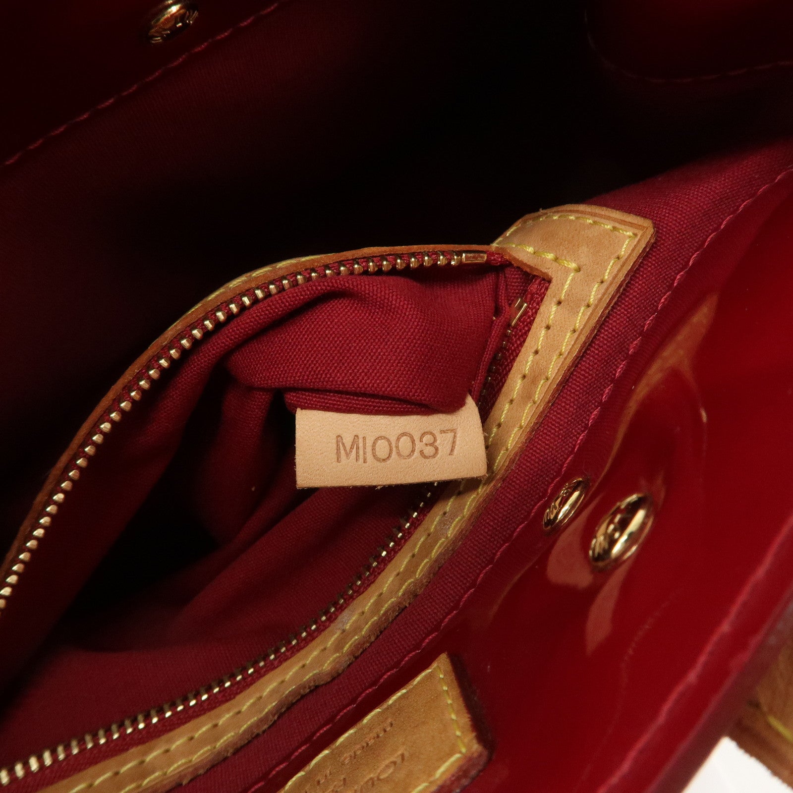 Louis Vuitton Monogram Vernis Lead PM Hand Bag Red M91990
