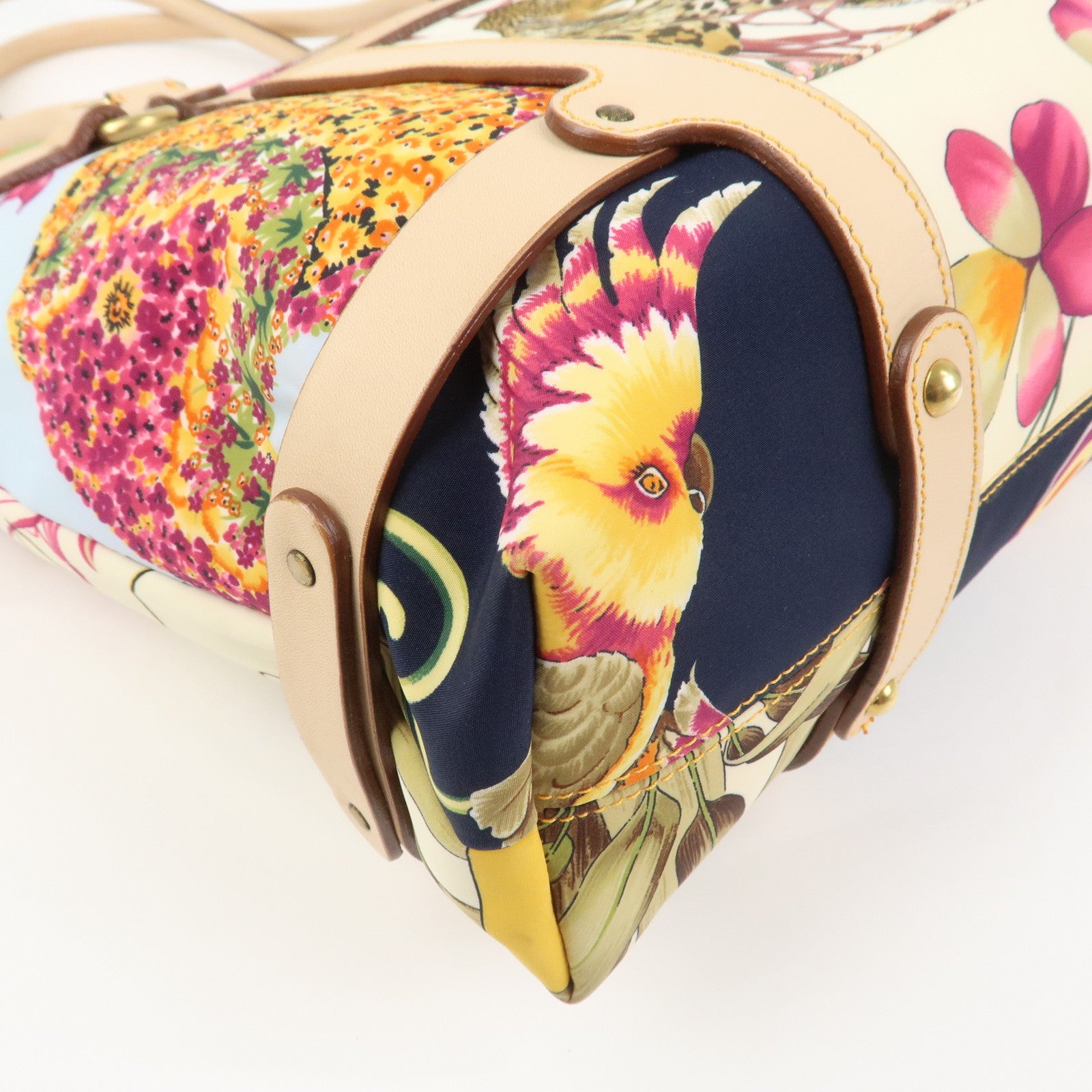 Ferragamo Gancini Nylon Leather Tote bag Shoulder Bag Multicolor