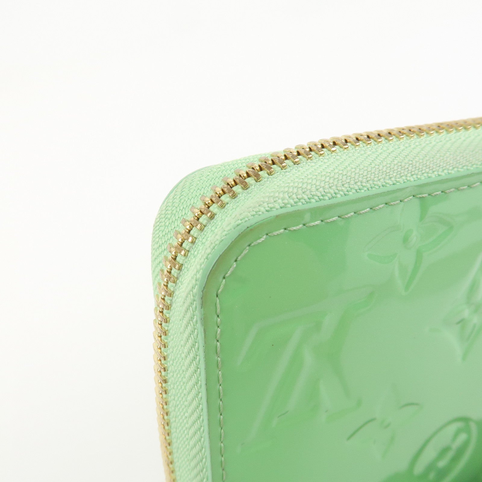 Louis Vuitton Monogram Vernis Zippy Wallet Gummy Apple M82065