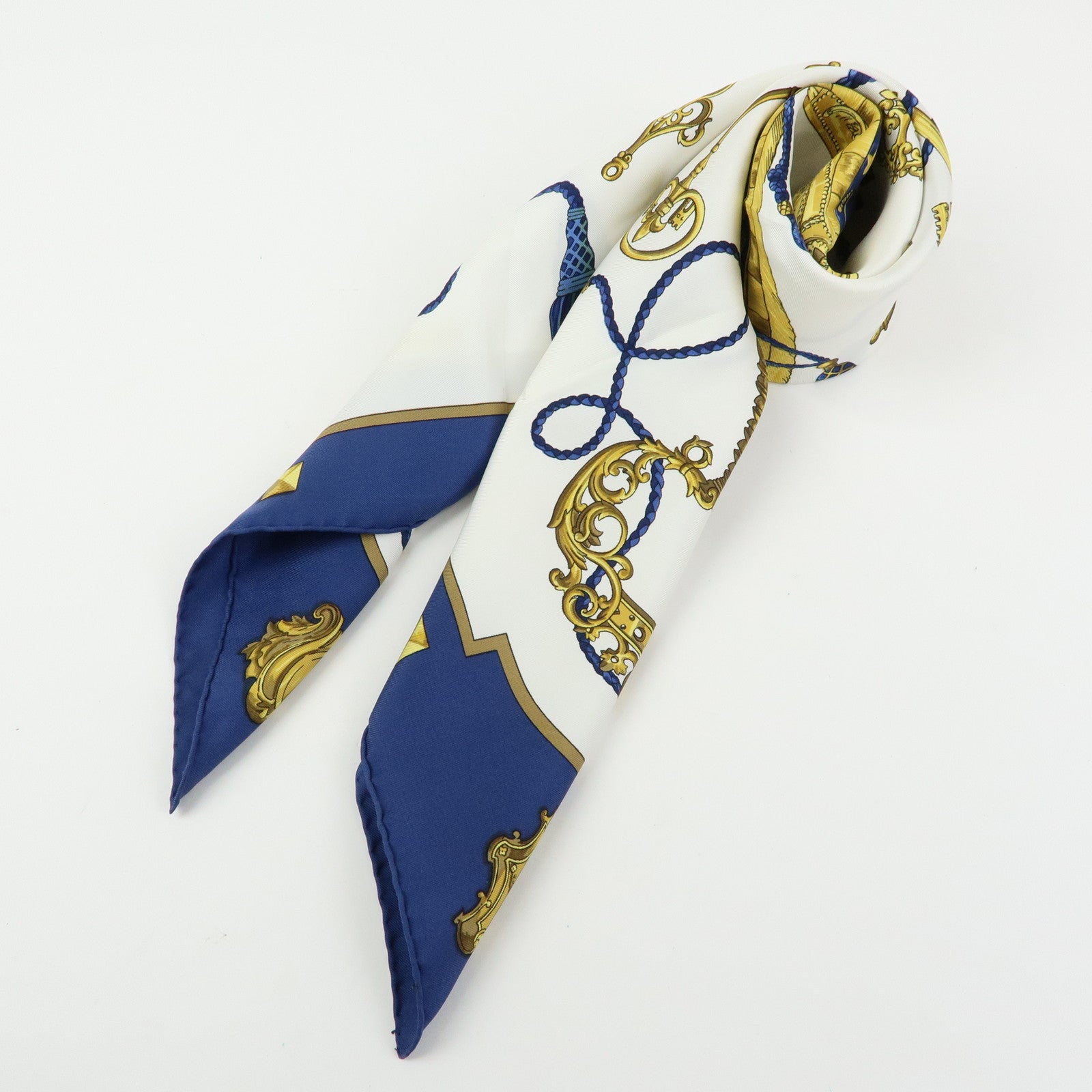 HERMES Carre 90 Silk 100% Scarf LES CLES THE KEYS RARE White Navy