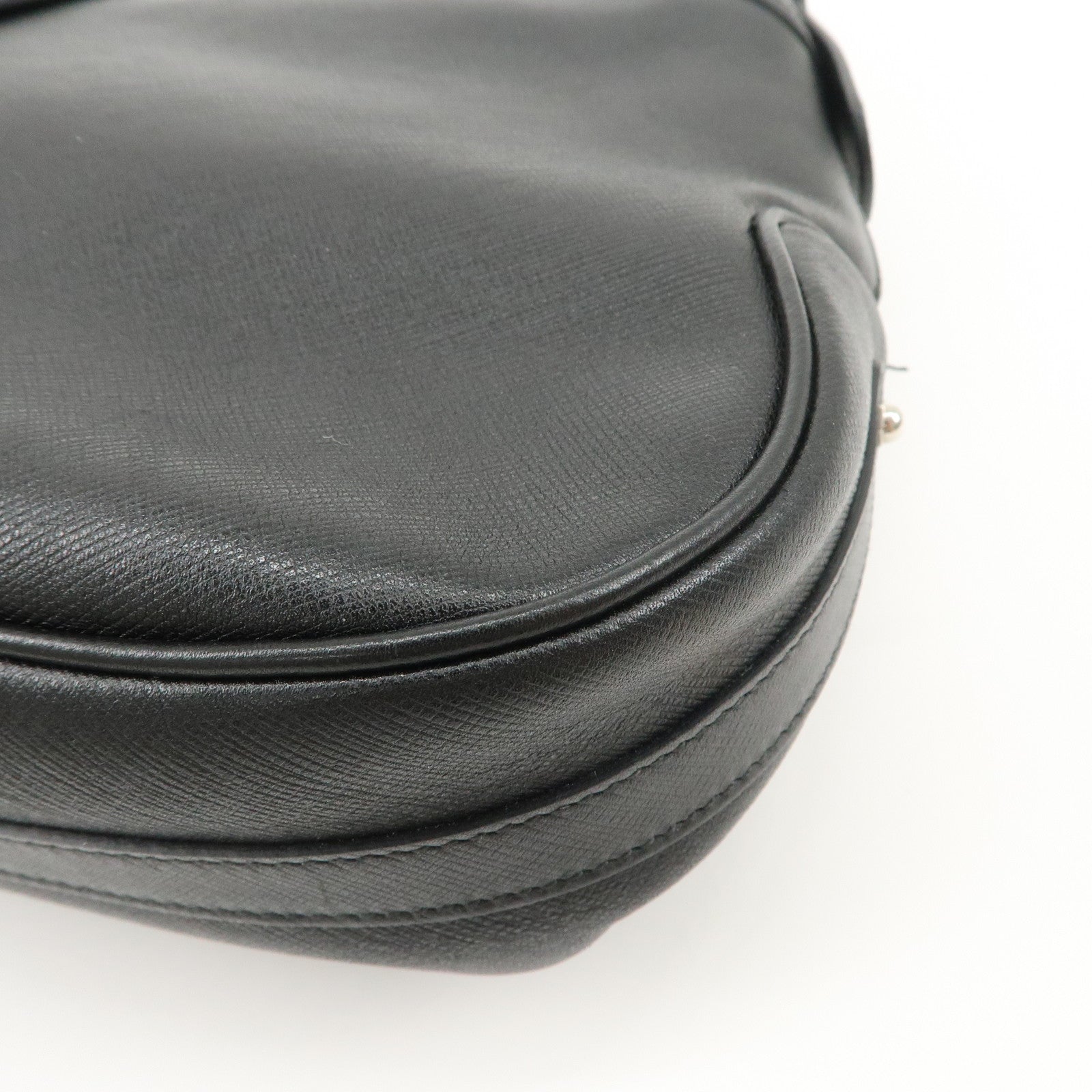 Ferragamo Gancini Leather Shoulder Bag Black Used