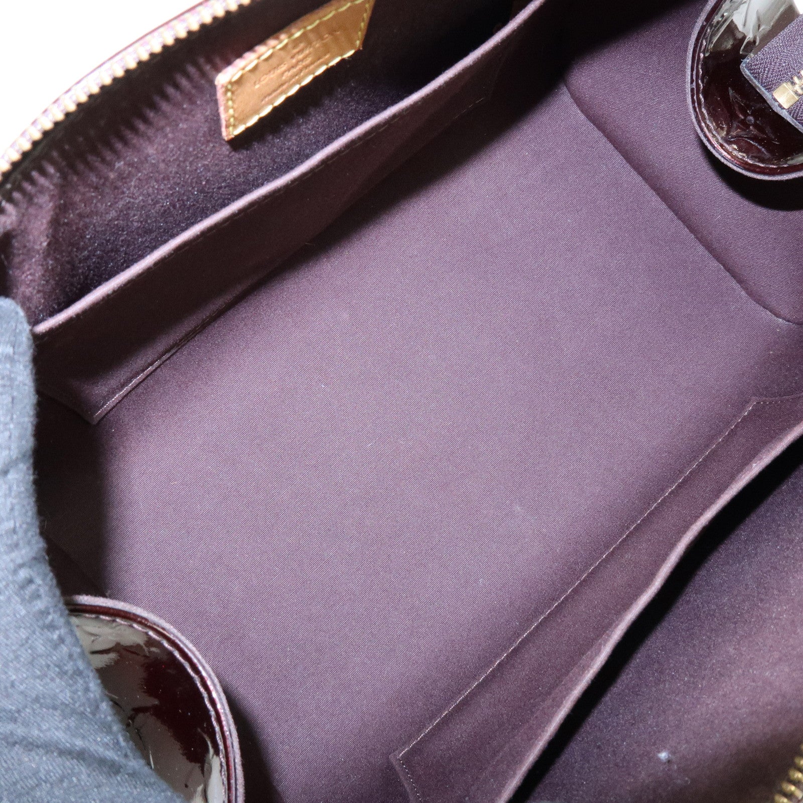 Louis Vuitton Monogram Vernis Leather Sherwood PM Hand Bag M91493