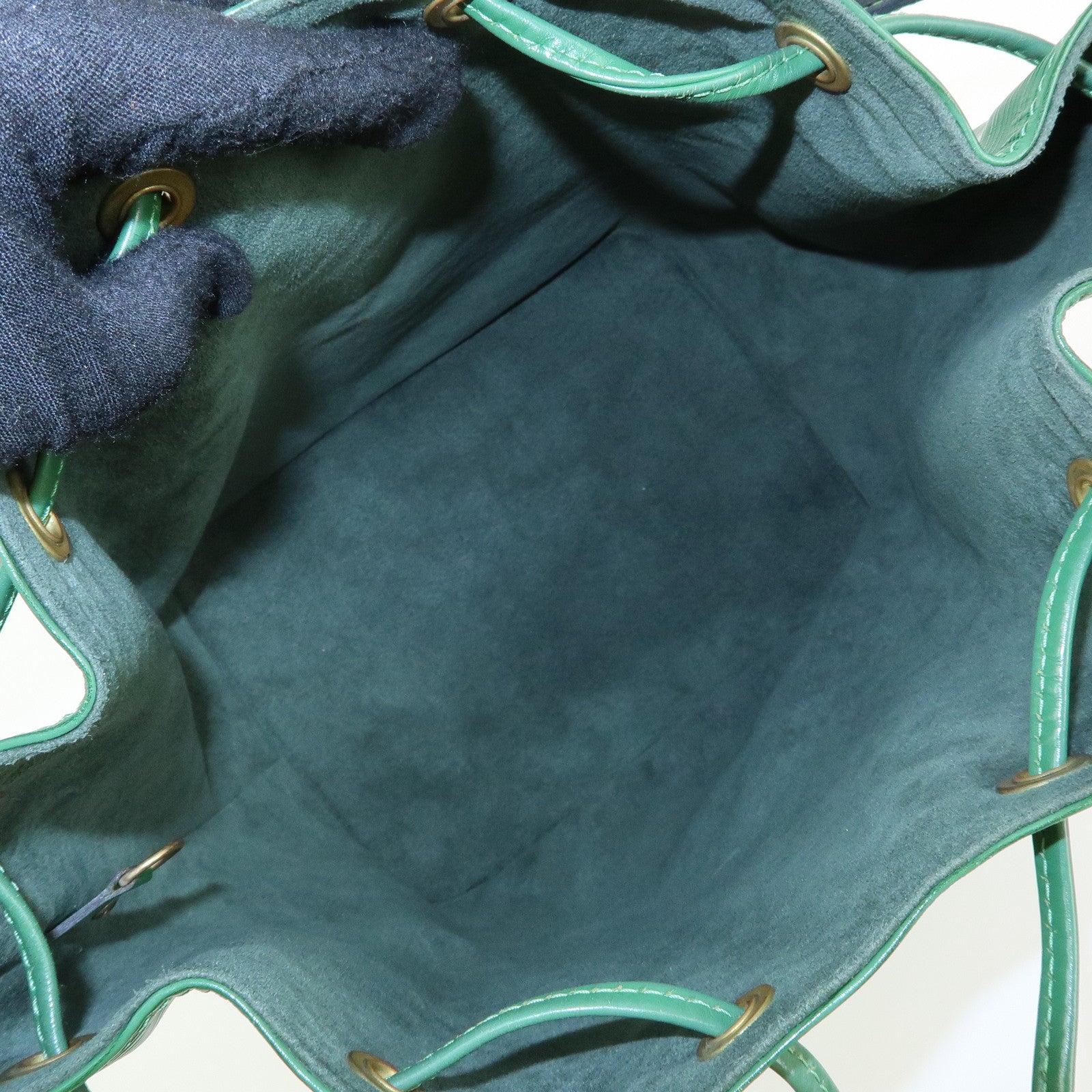 Louis Vuitton Epi Petit Noe Shoulder Bag Borneo Green M44104